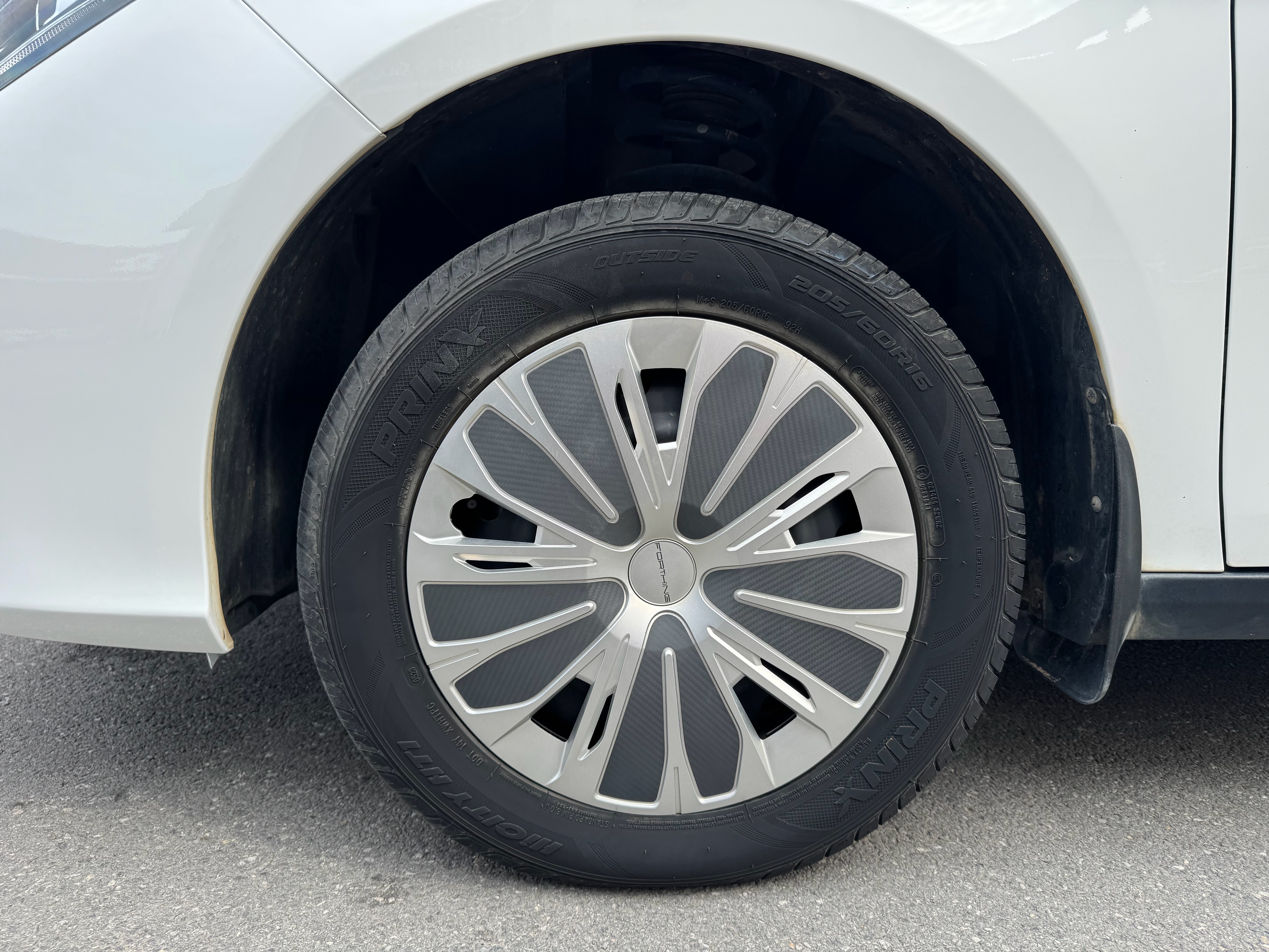 Forthing S60 EV 2023 car image #19