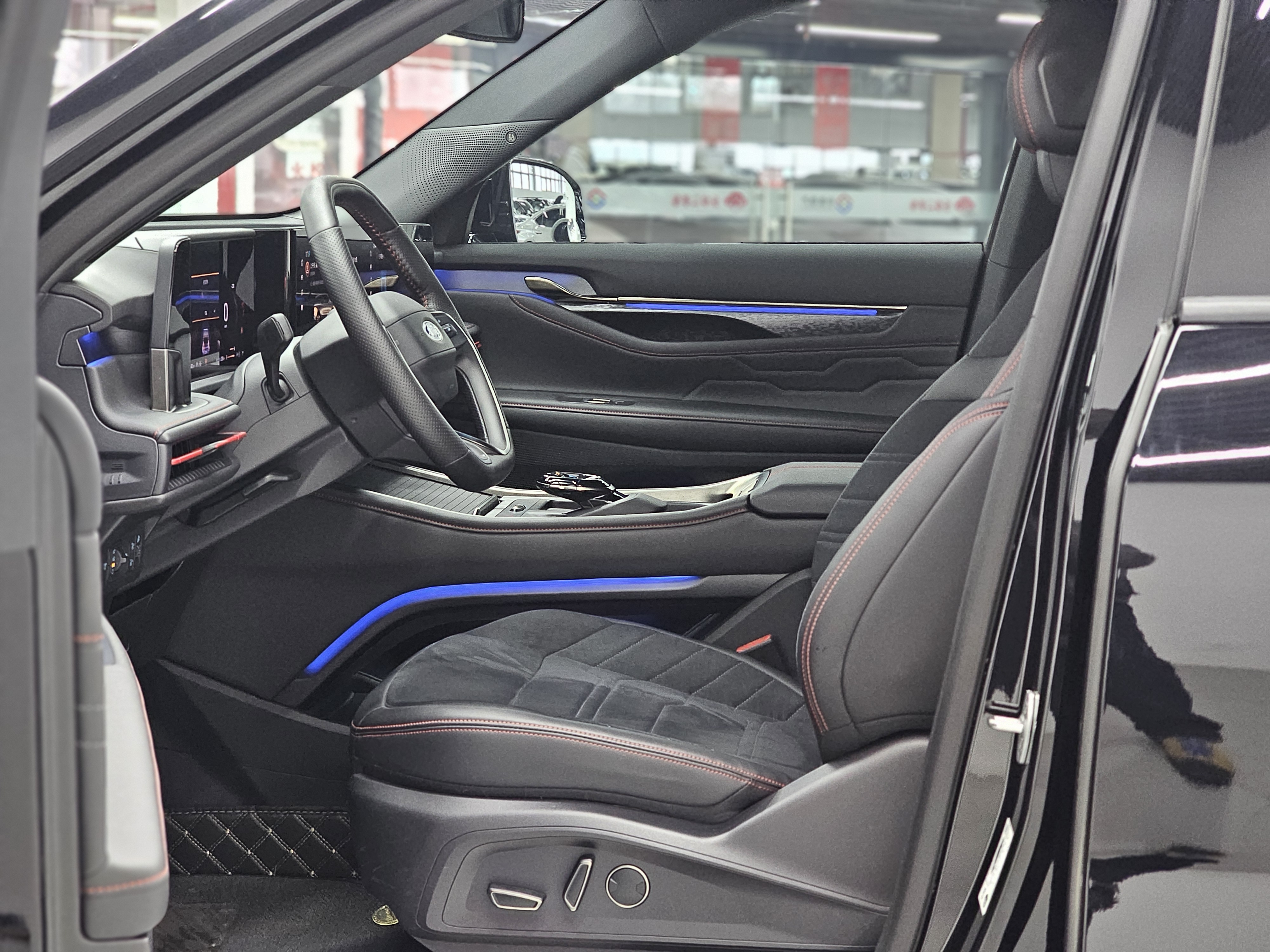 Ford Edge 2024 immagine di auto #19