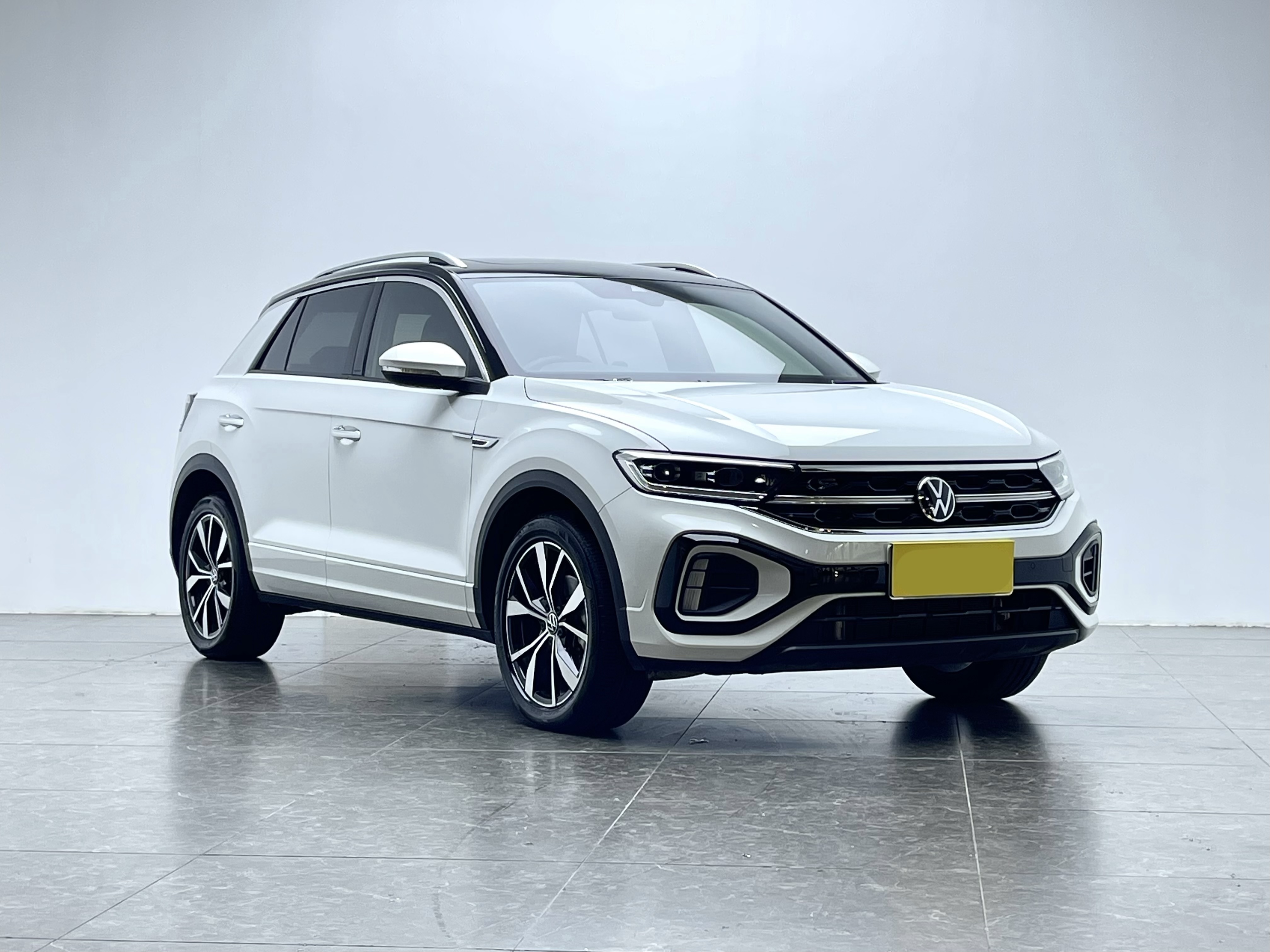 Volkswagen T-Roc 2023 #19 Volkswagen T-Roc 2023 car image #19