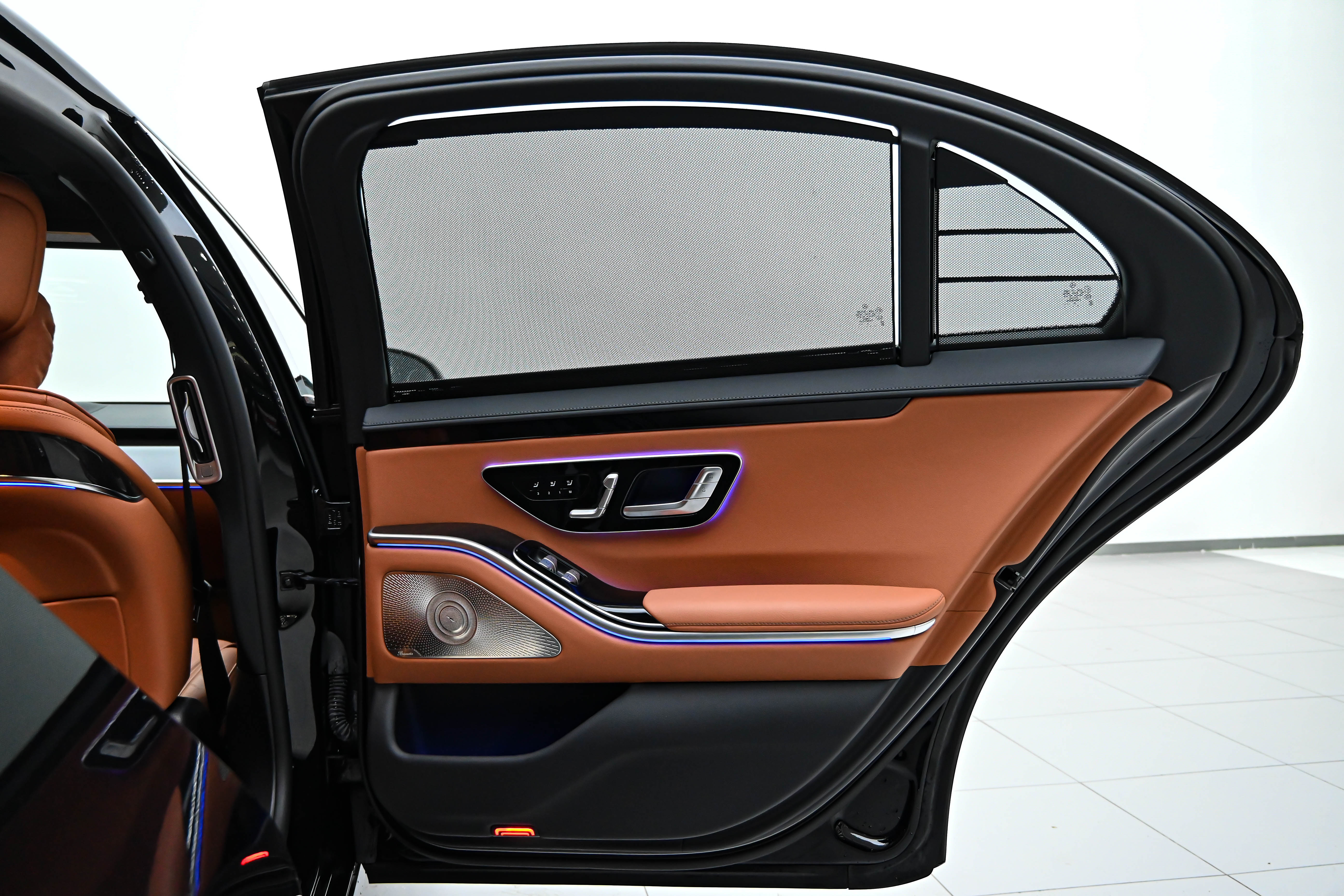 Mercedes-Benz S Class New Energy 2023 صورة سيارة #19