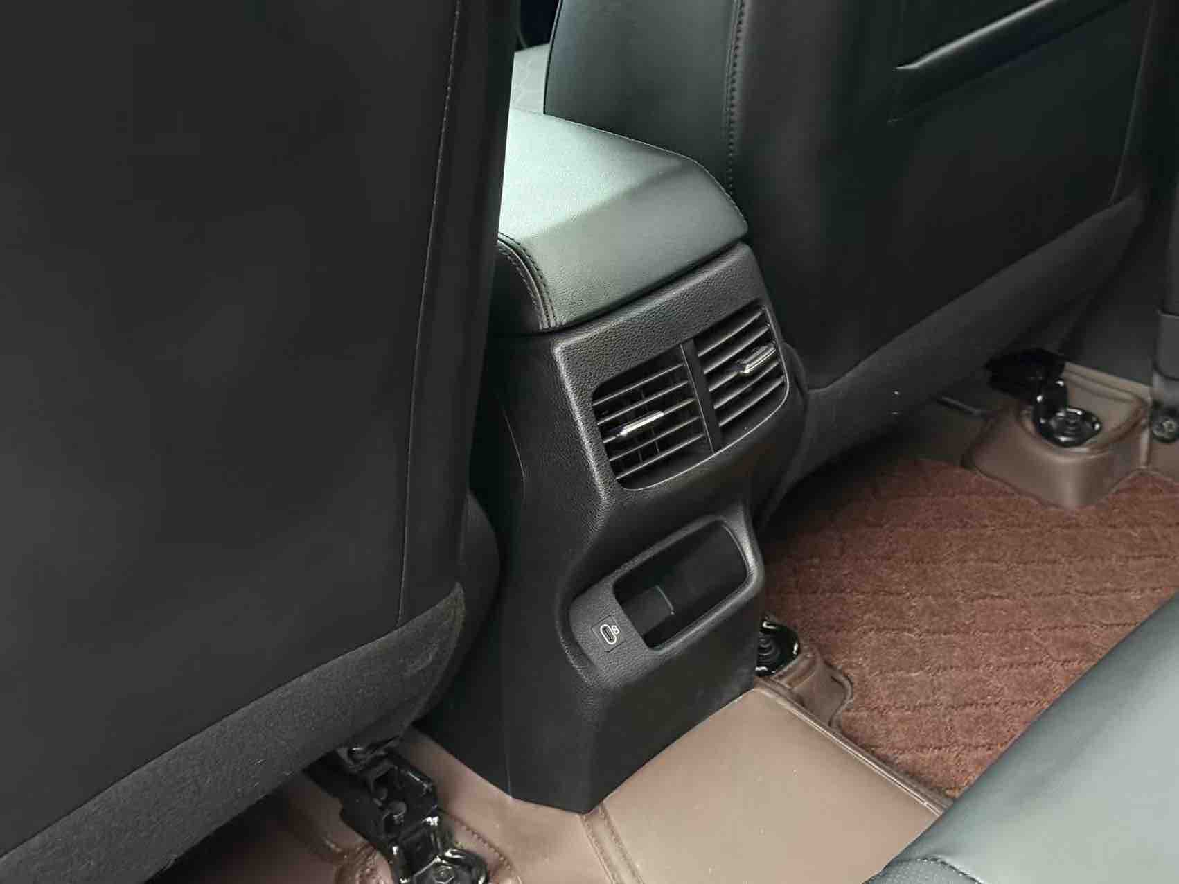 Kia Seltos 2023 imagen de coche #19