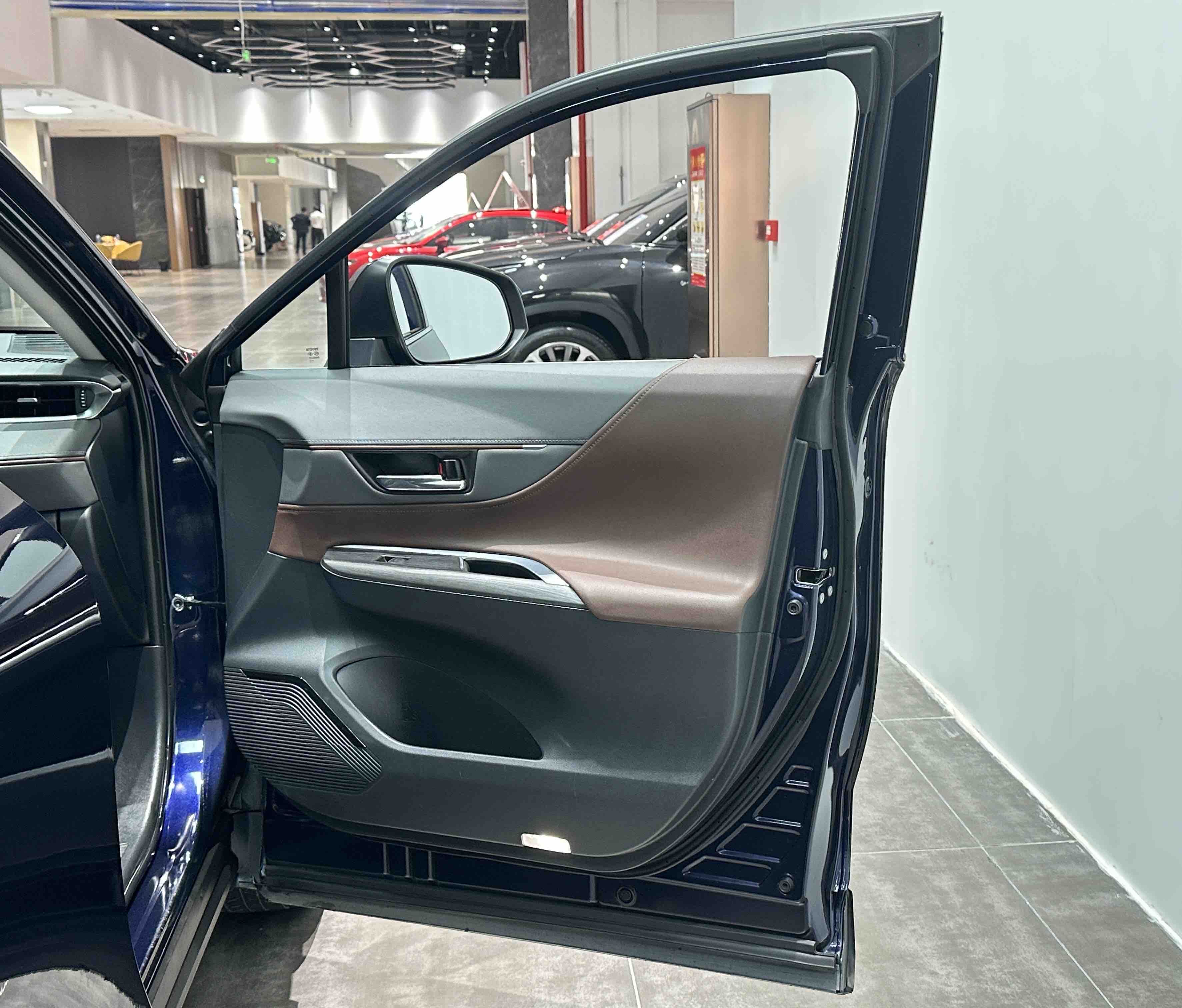 Toyota Harrier 2023 #19 Toyota Harrier 2023 car image #19