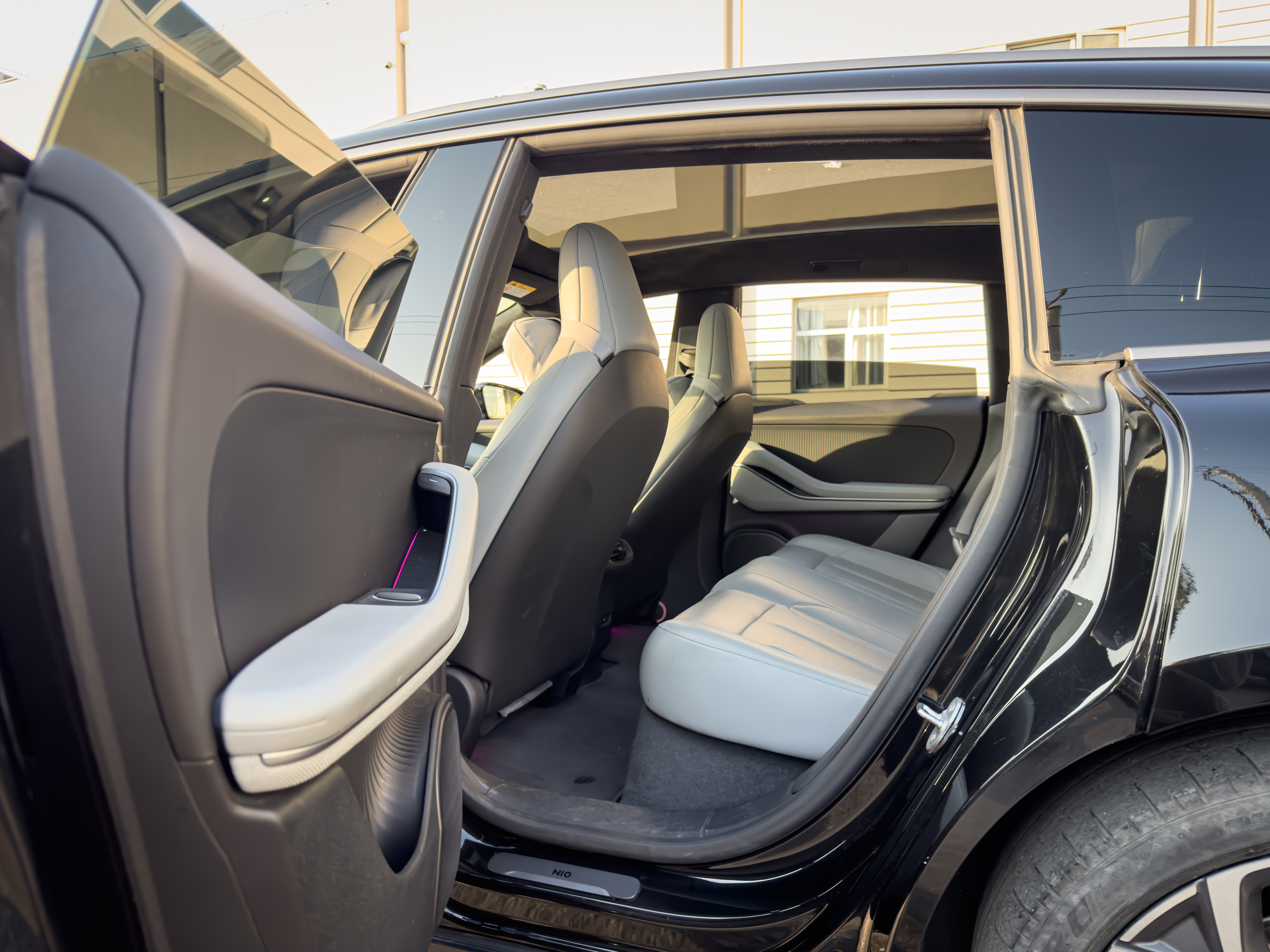 NIO ET5T 2023 изображение автомобиля #19