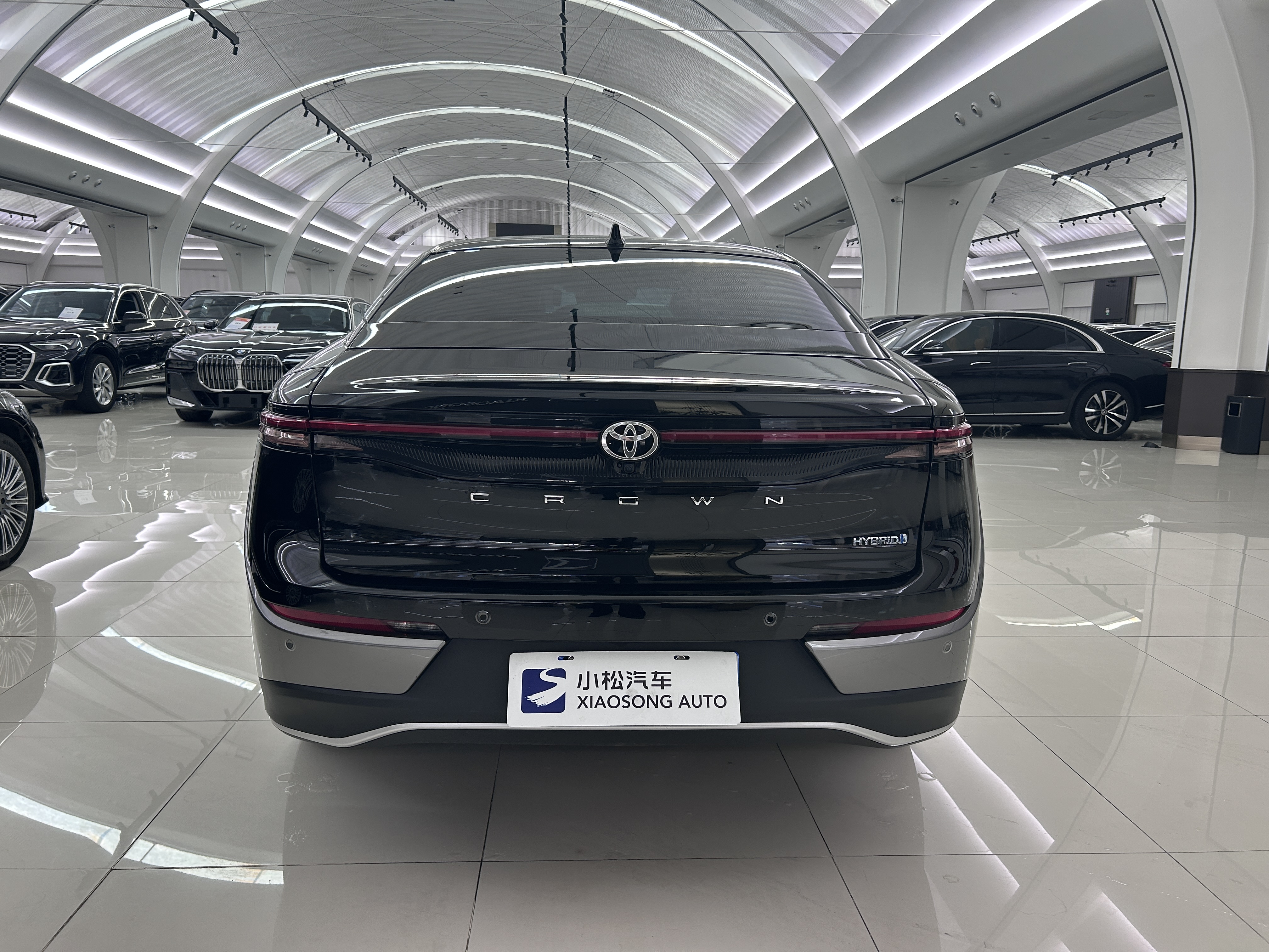 Toyota CrownSportCross 2023 image de voiture #19