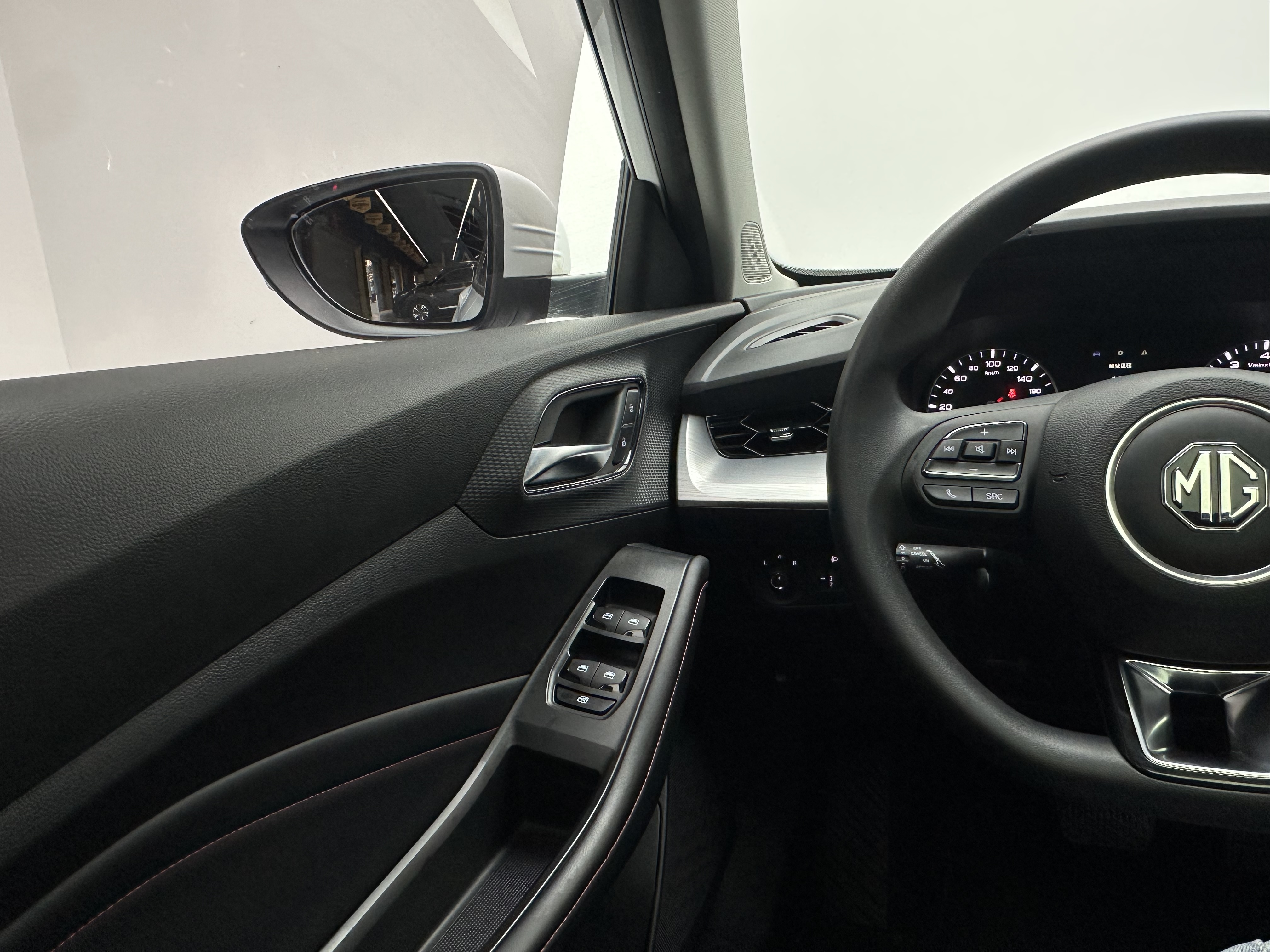 5 2024 car image #19