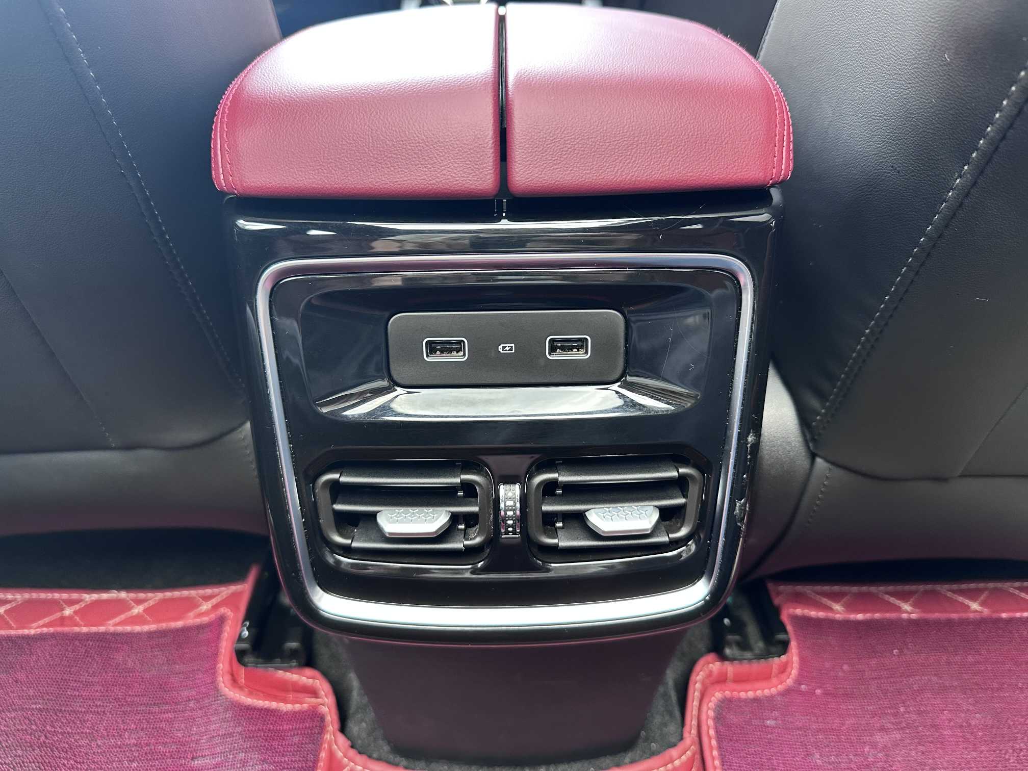 Jetour X70 PRO 2023 #19 Jetour X70 PRO 2023 car image #19