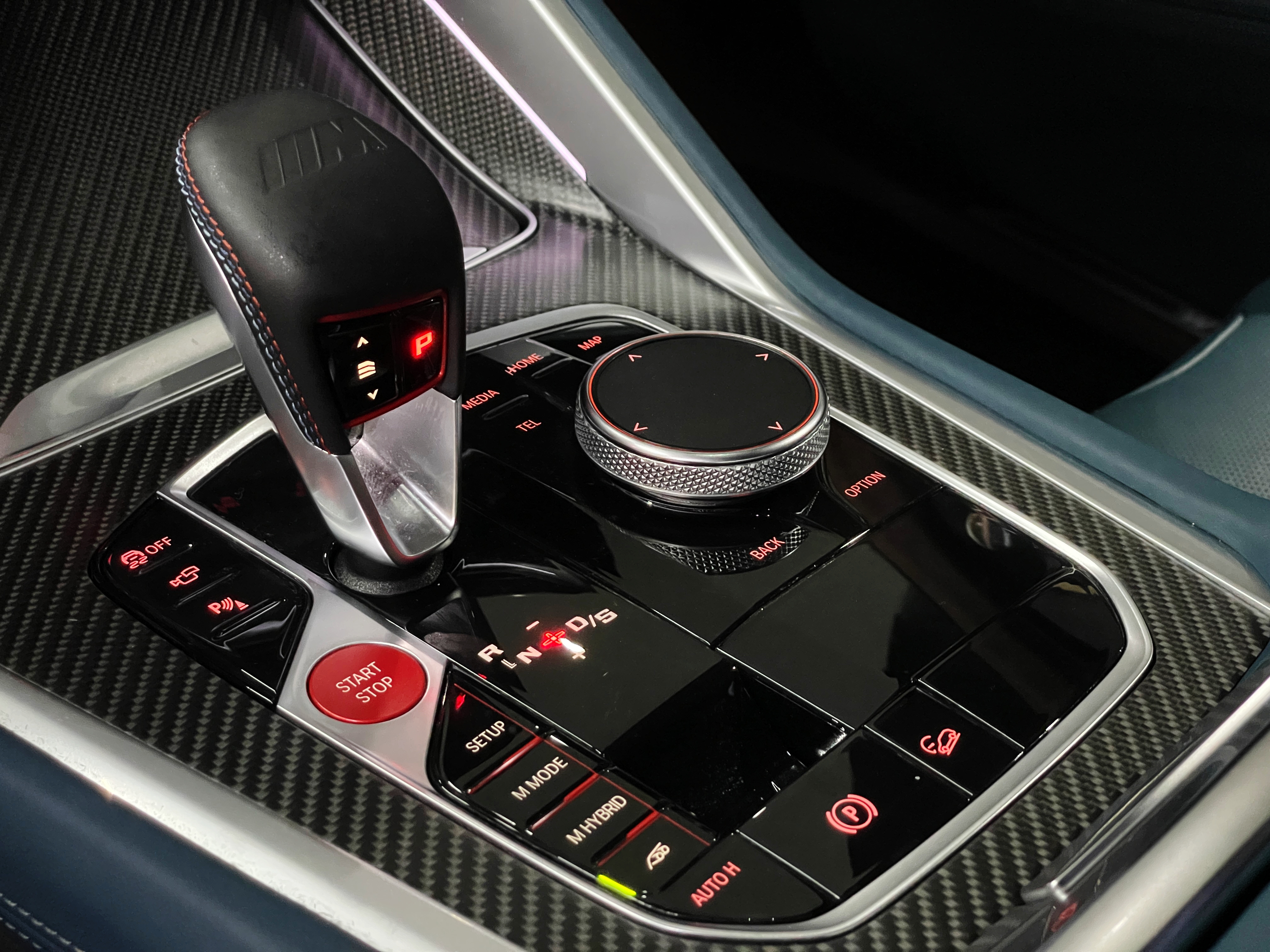 BMW XM 2024 car image #19