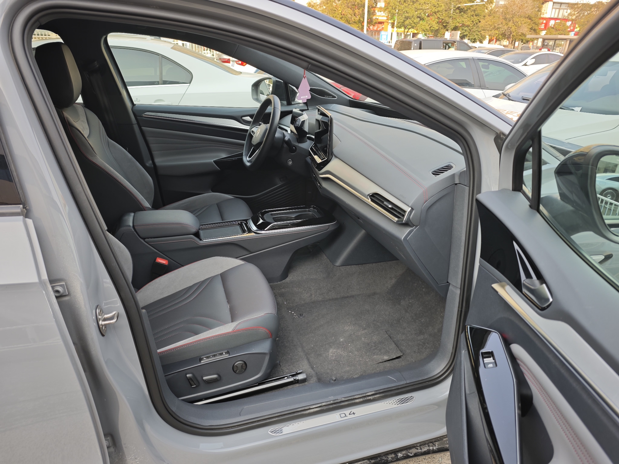 Volkswagen ID.4 Crozz 2024 car image #19