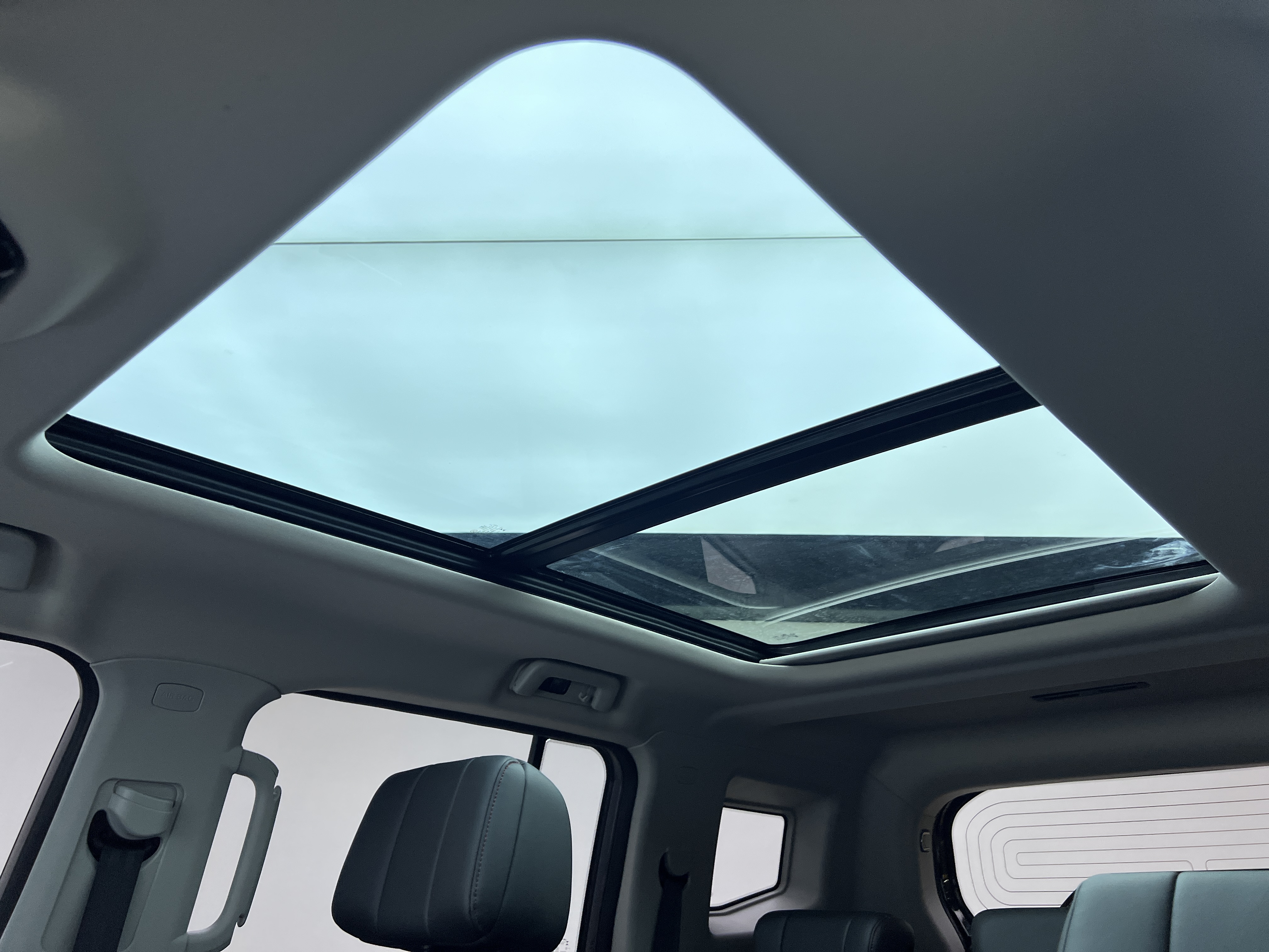Jetour Traveller 2024 car image #19