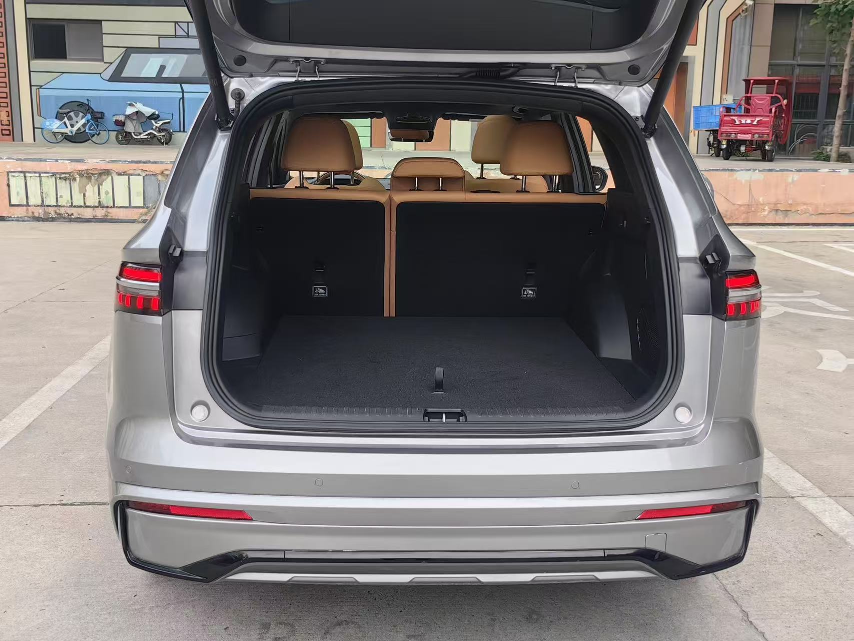 GEELY Monjaro 2023 car image #19