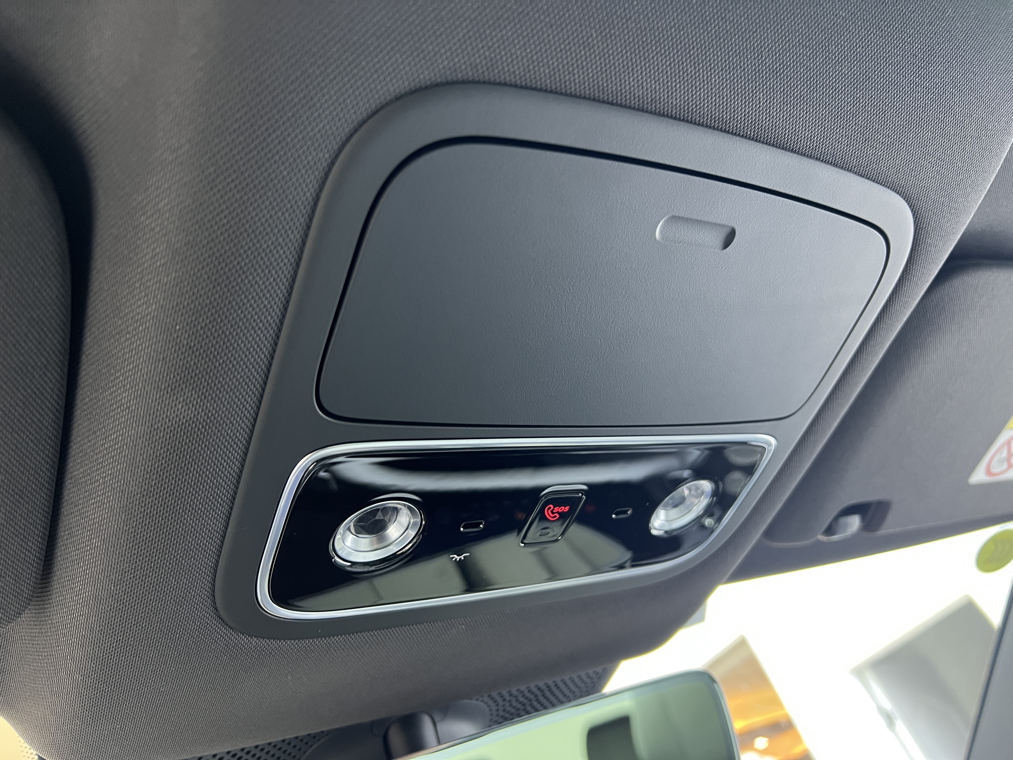2024 car image #19