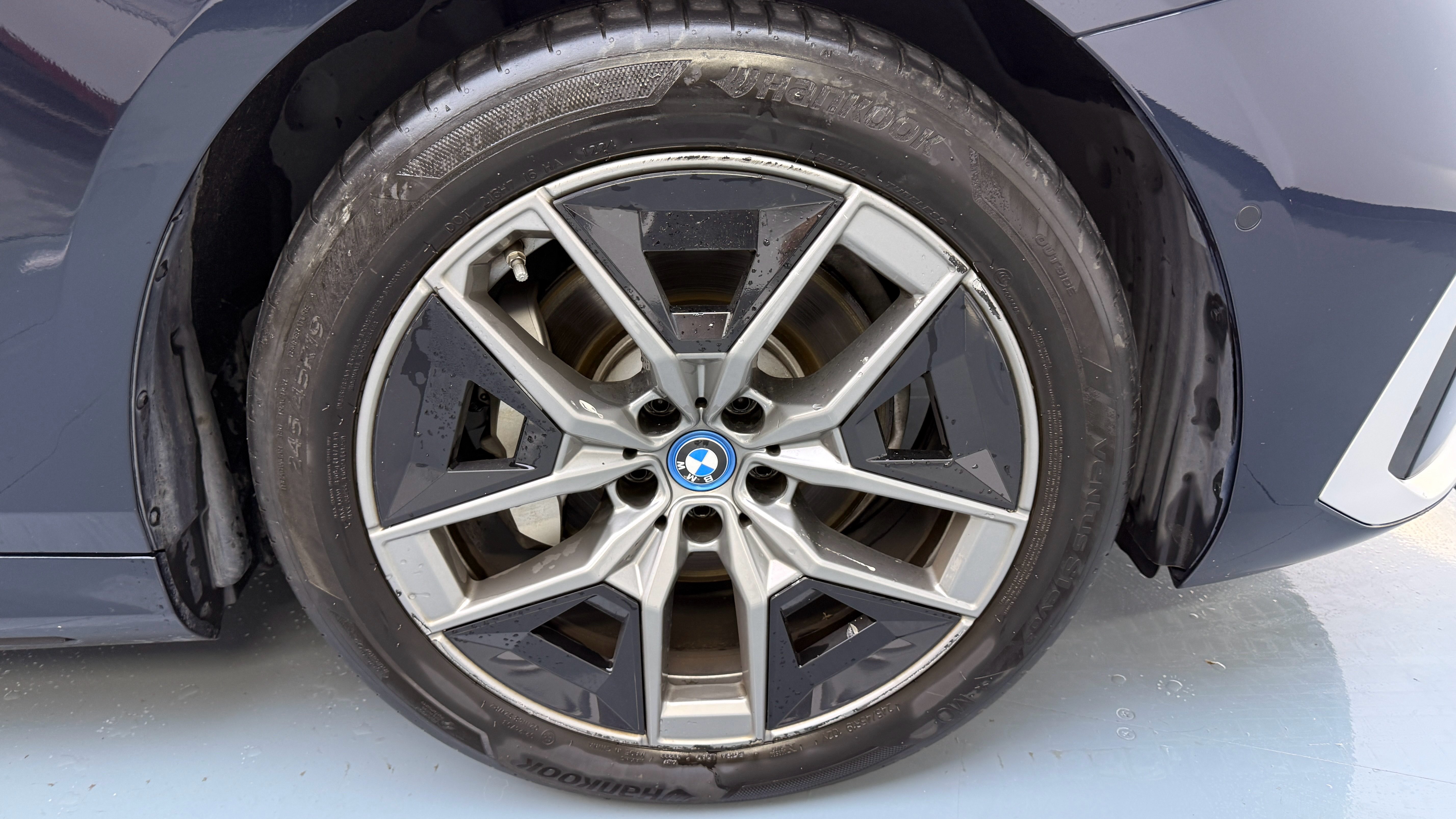 BMW i5 2024 #19 BMW i5 2024 car image #19