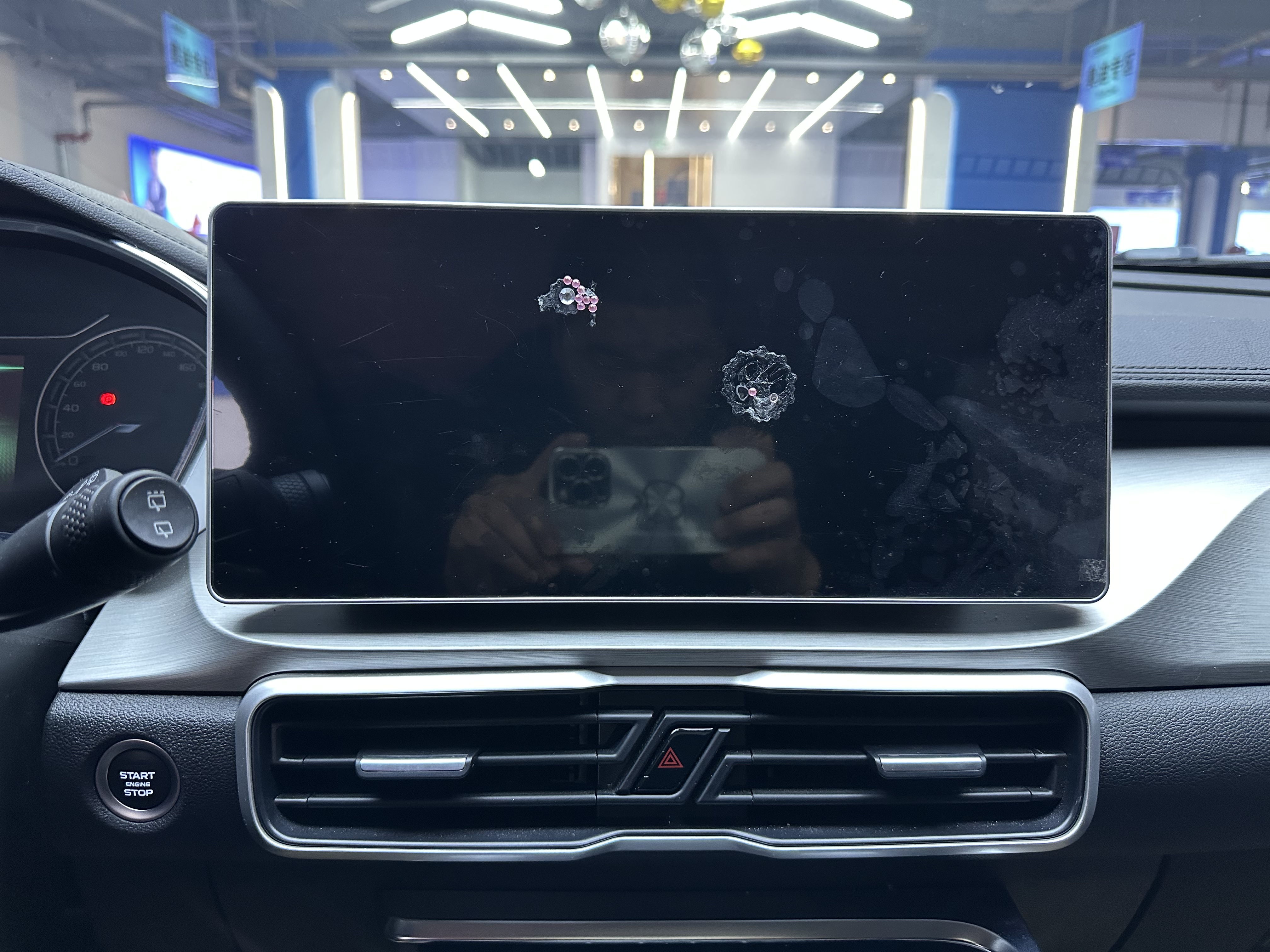 GEELY Coolray 2024 #19 GEELY Coolray 2024 car image #19