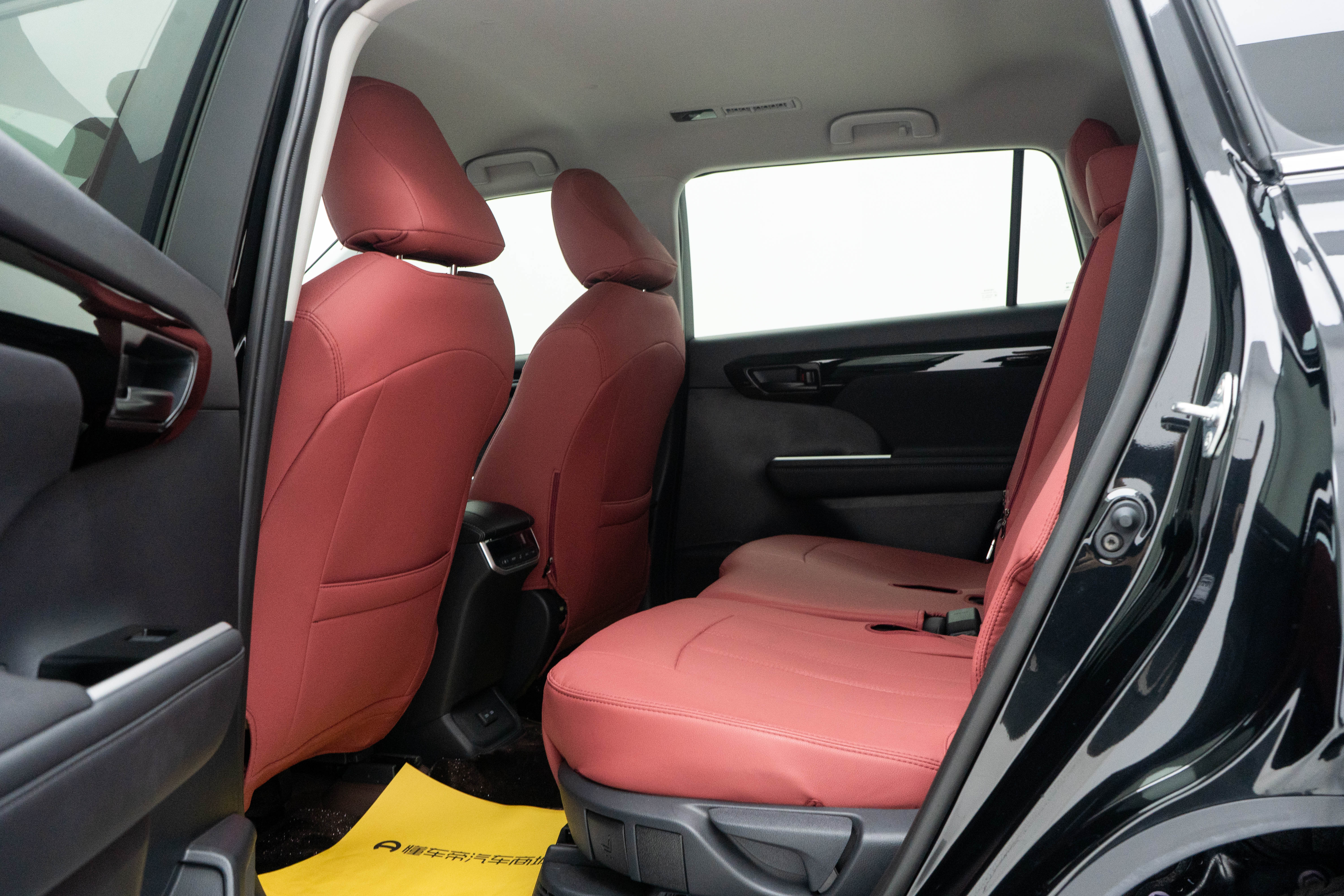 Toyota Highlander 2025 image de voiture #19