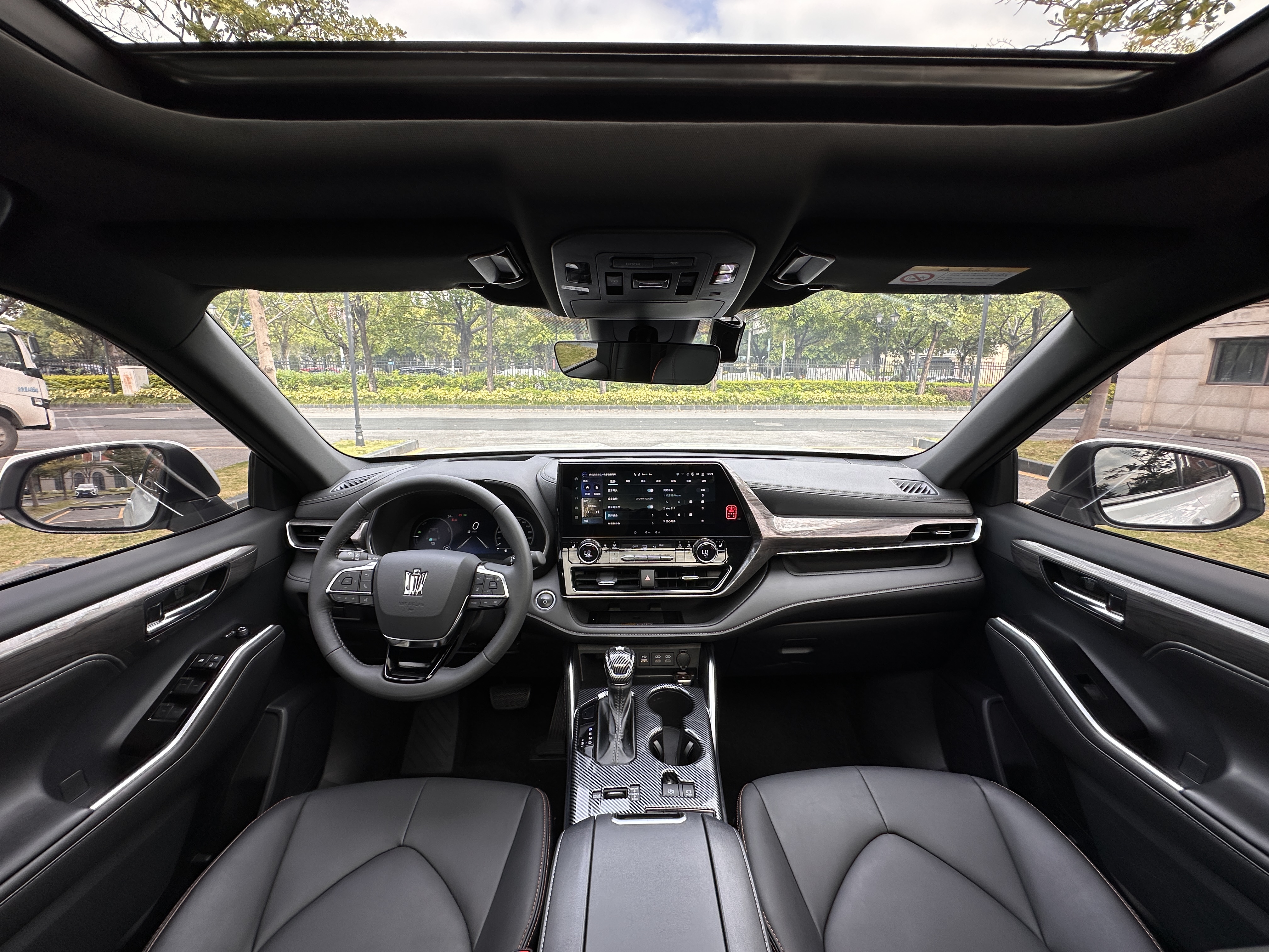 Toyota Crown Kluger 2024 car image #19