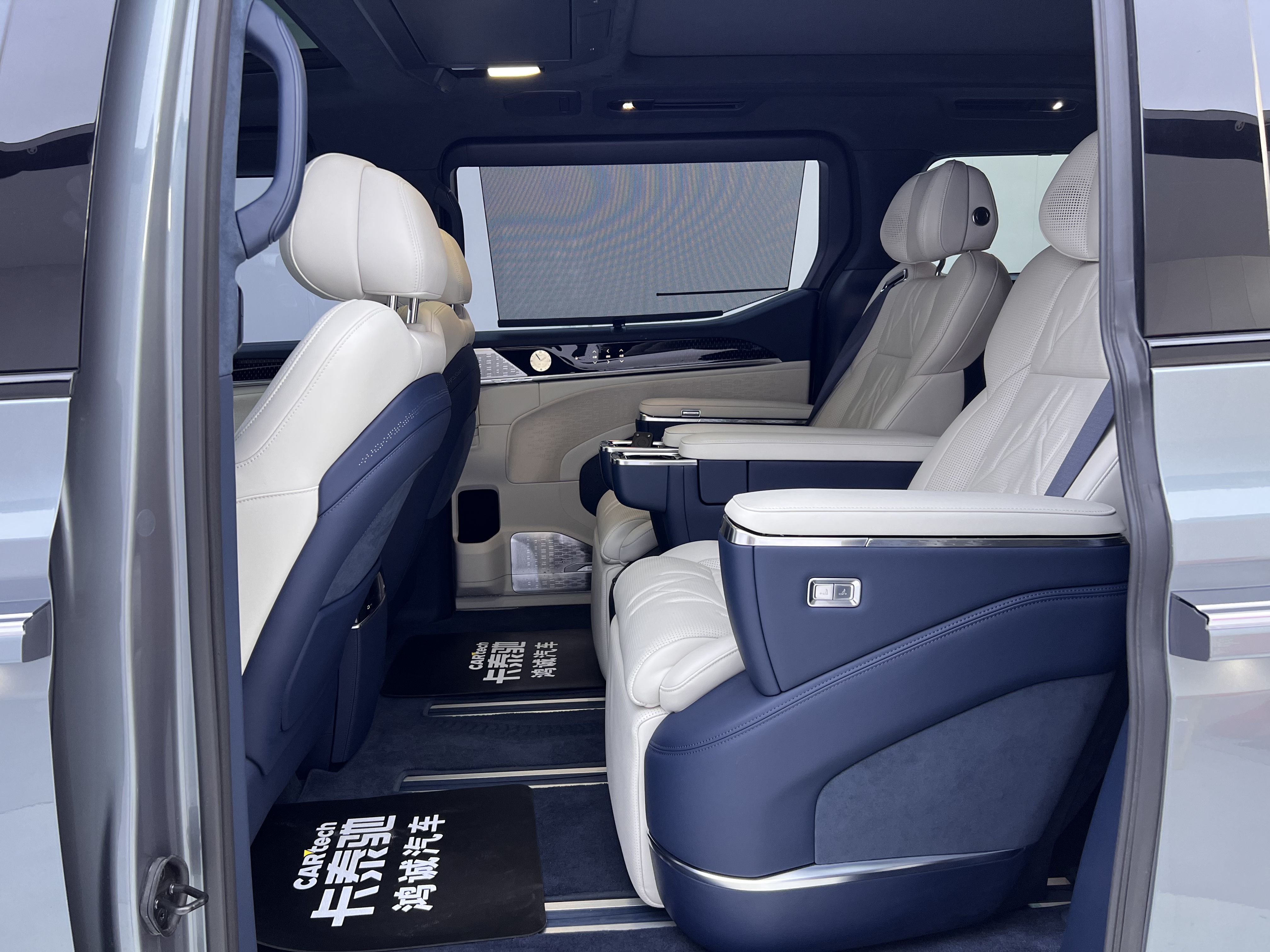 极氪 极氪009 2025 汽车图片 #19