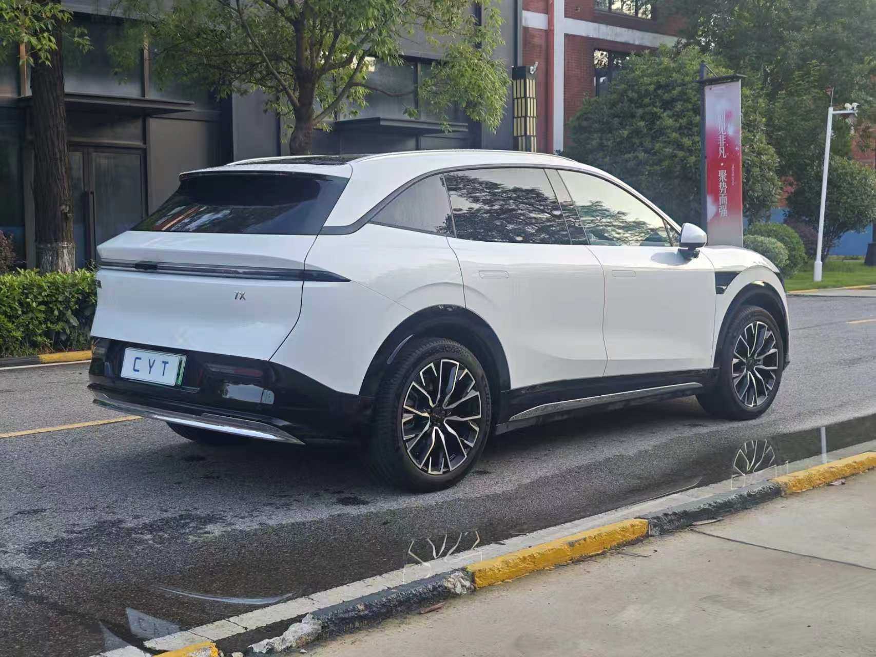 极氪 极氪007 2025 汽车图片 #19