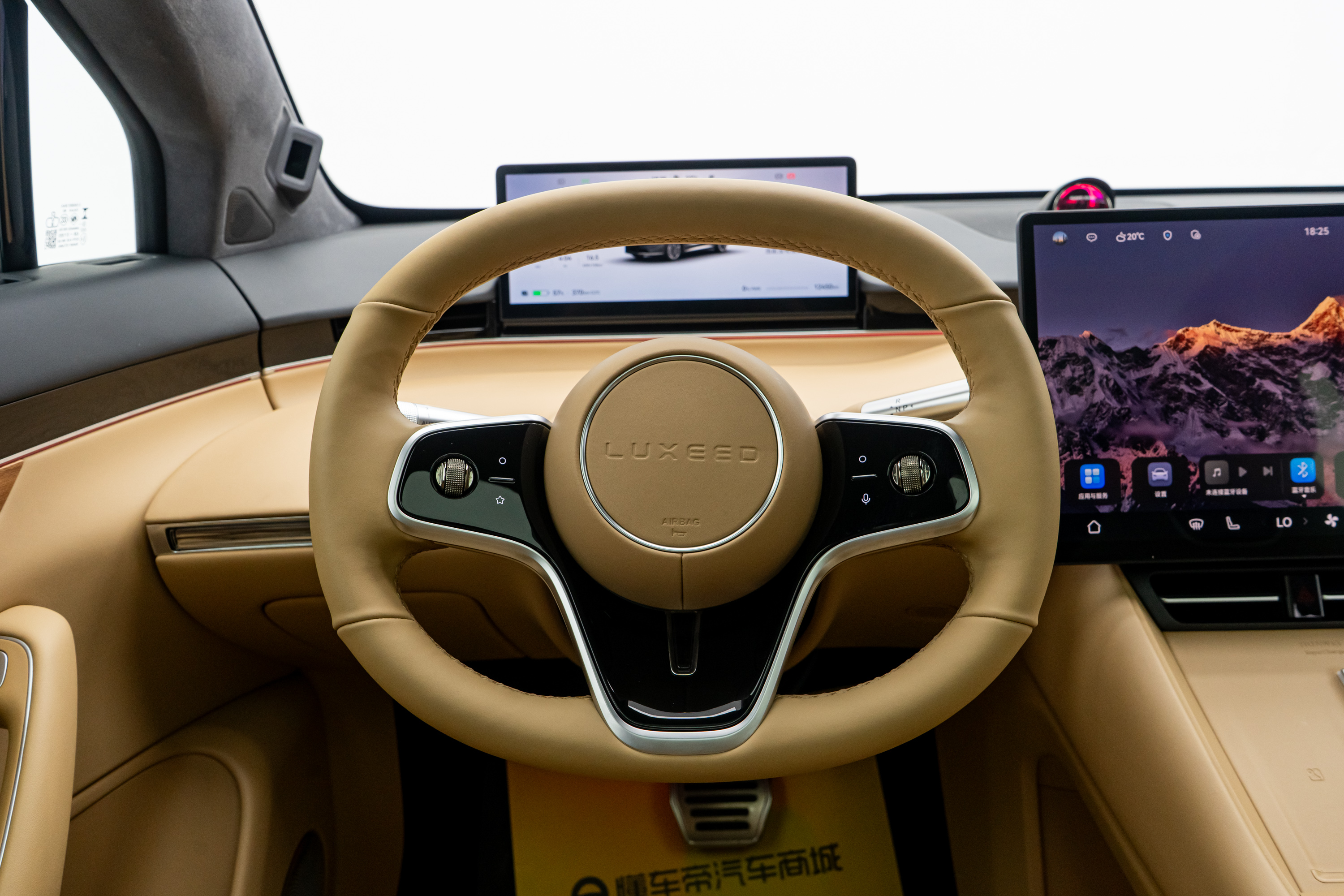 2024 car image #19