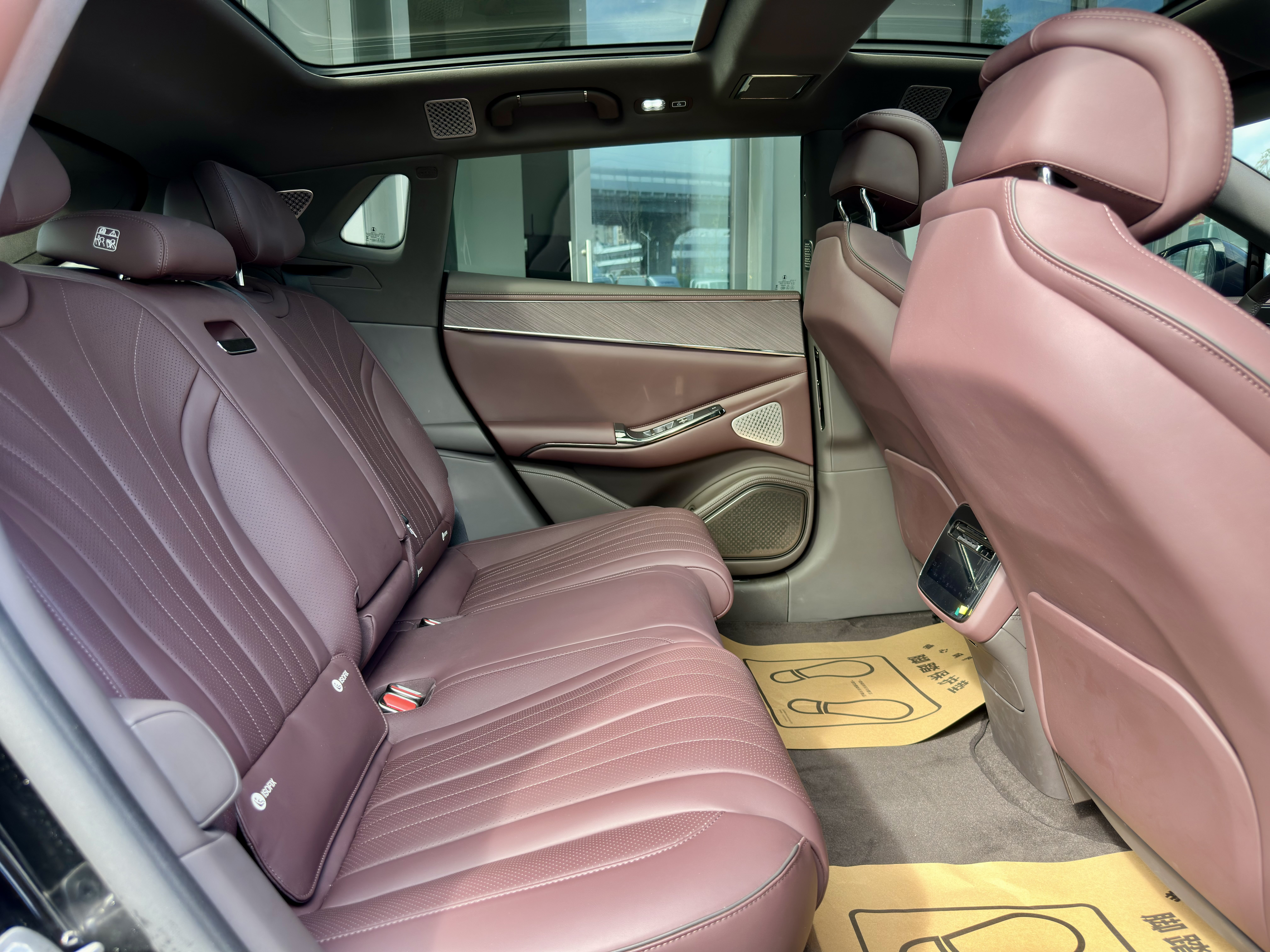 Denza X 2024 image de voiture #19