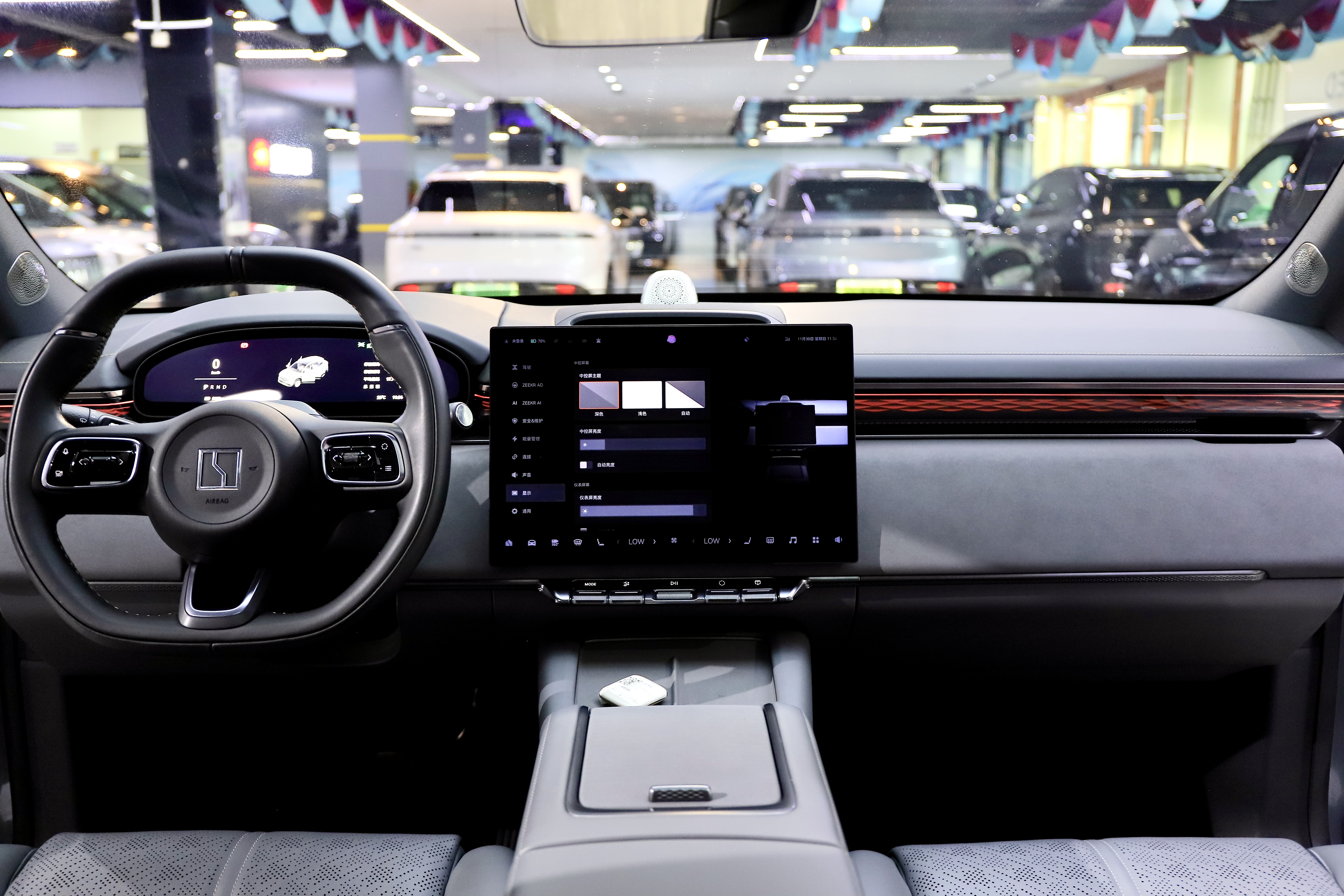 极氪 极氪7X 2024 汽车图片 #19