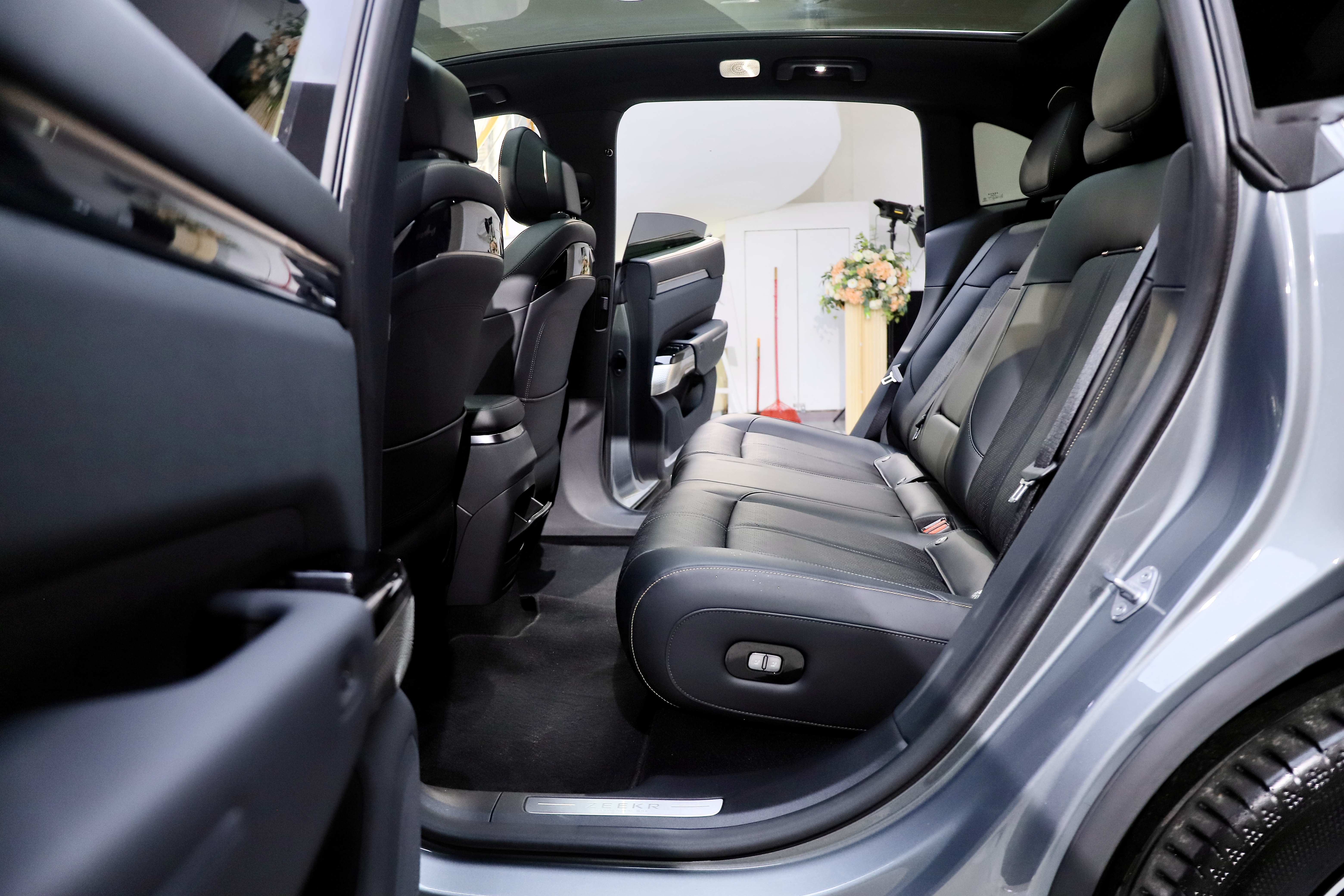 极氪 极氪7X 2024 汽车图片 #19