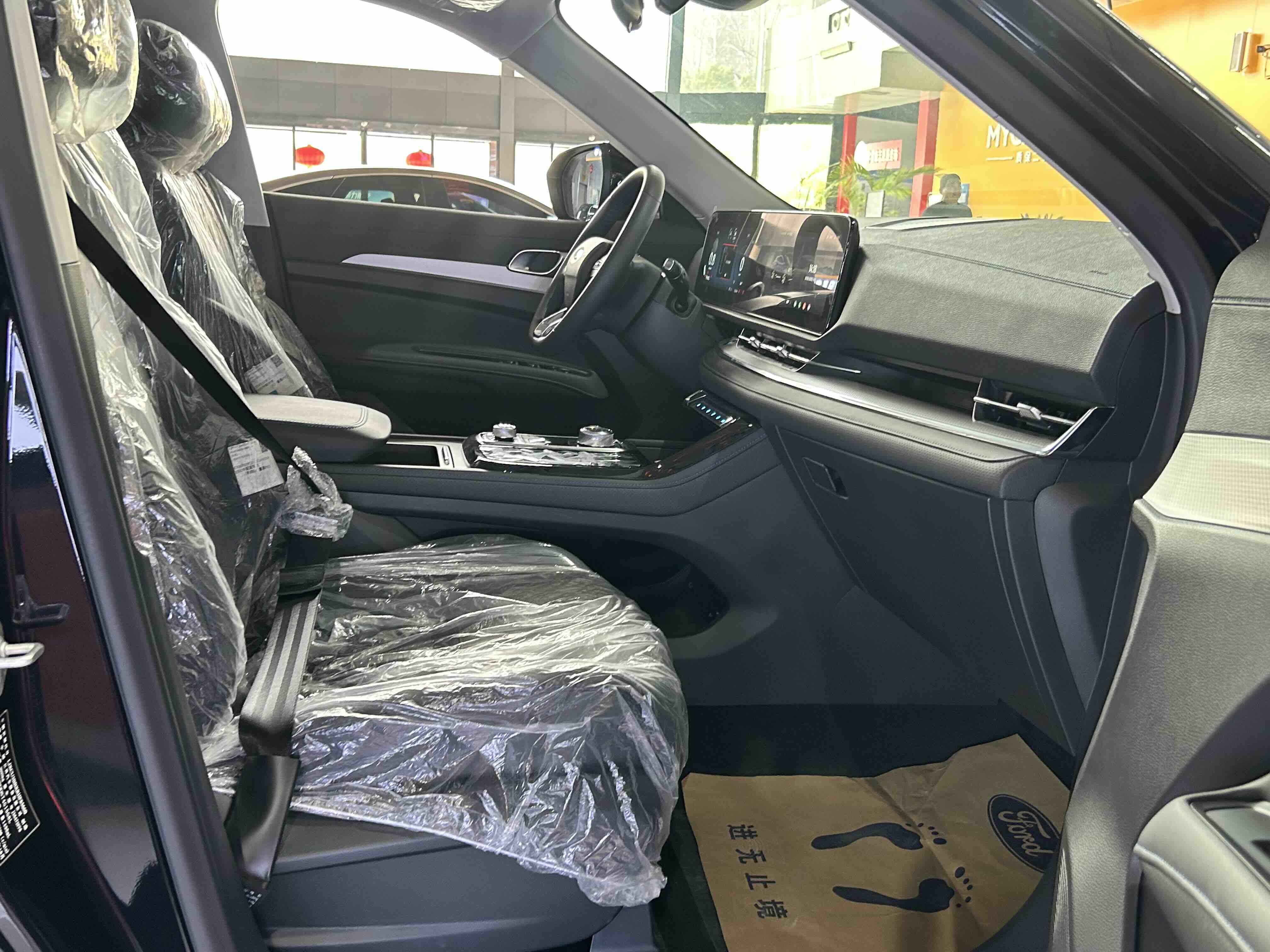 Ford Equator Sport 2026 immagine di auto #19