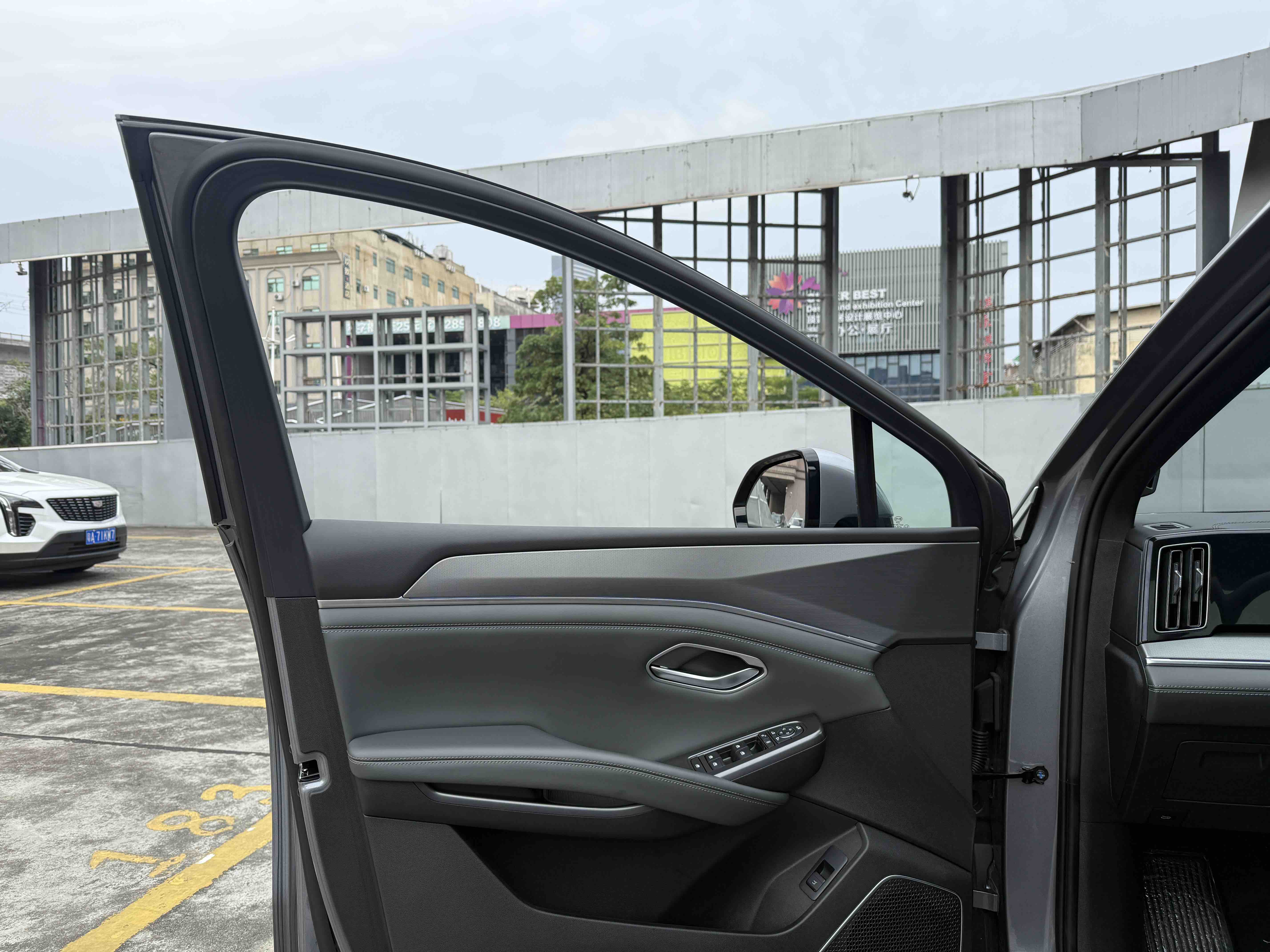 BYD Song 2025 #19 BYD Song 2025 car image #19