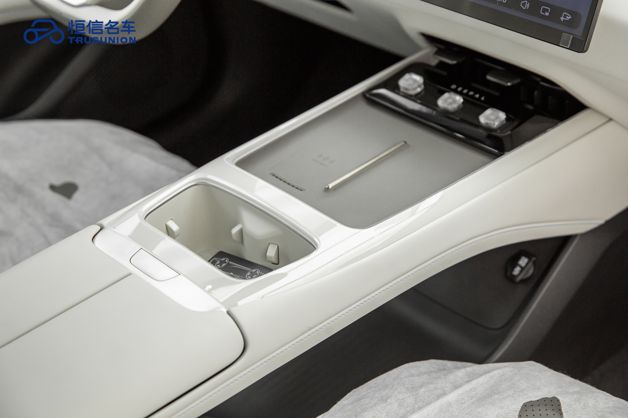 Deepal L07 2025 car image #19