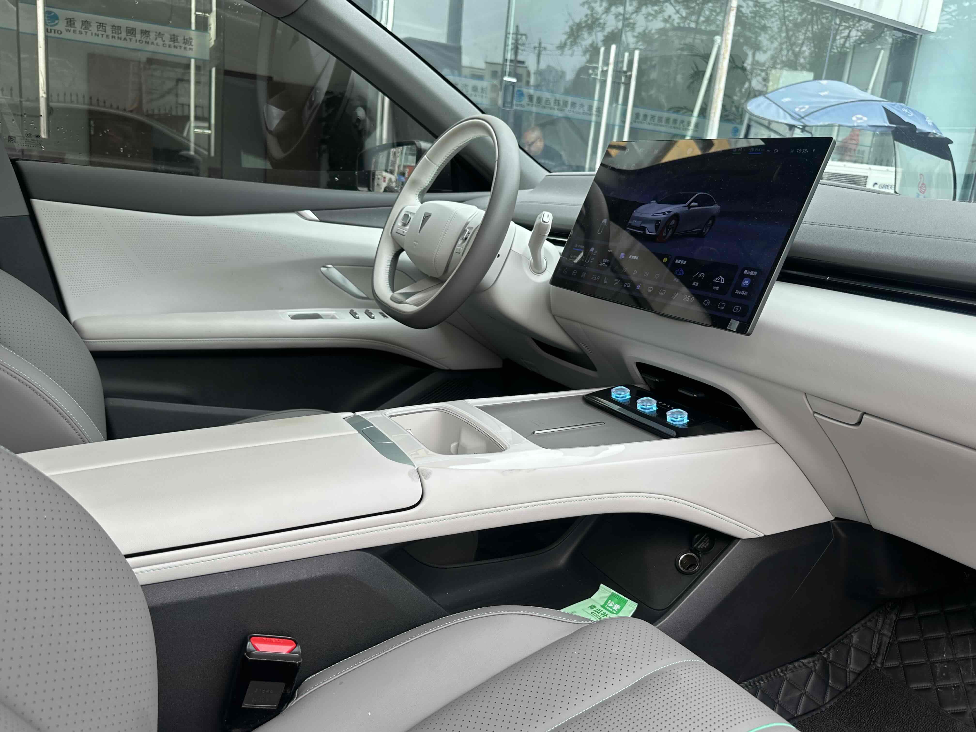 Deepal L07 2025 car image #19