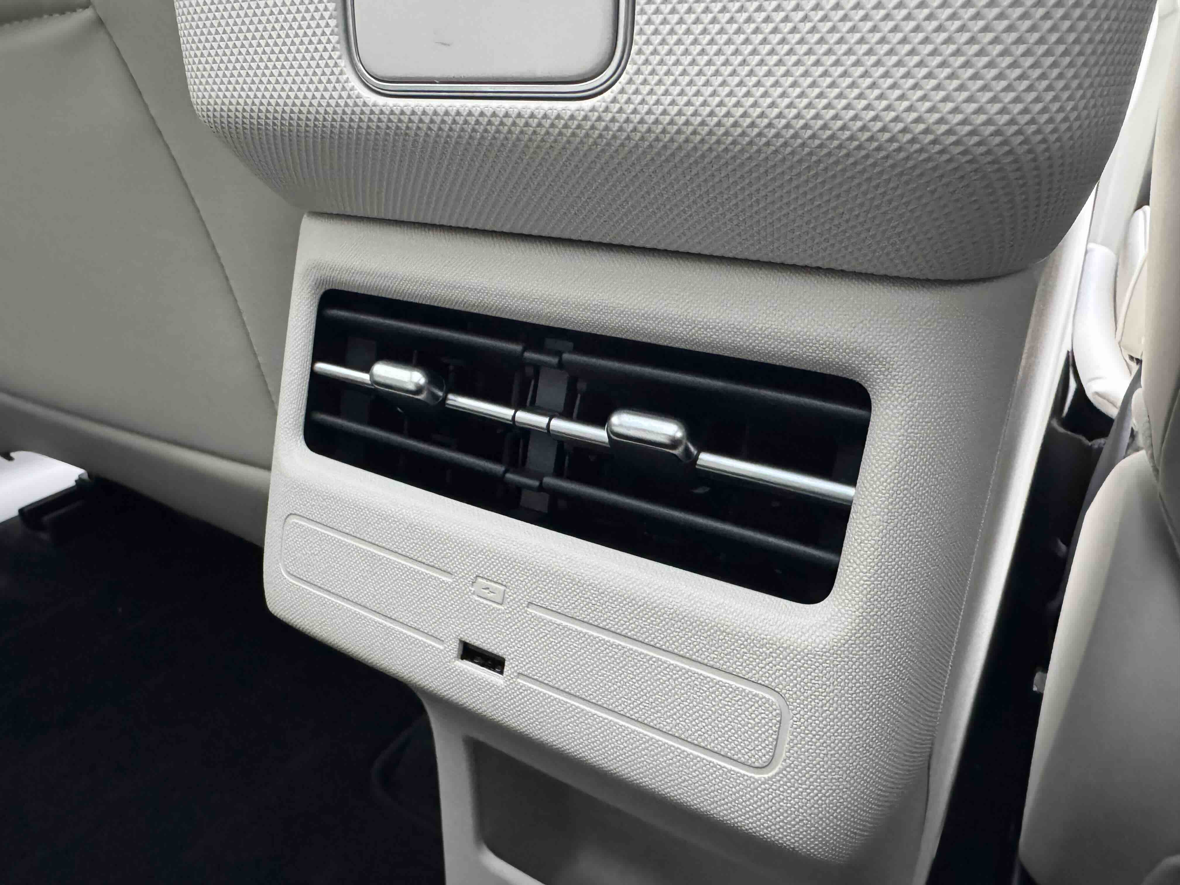 丰田 铂智3X 2025 #19 丰田 铂智3X 2025 汽车图片 #19