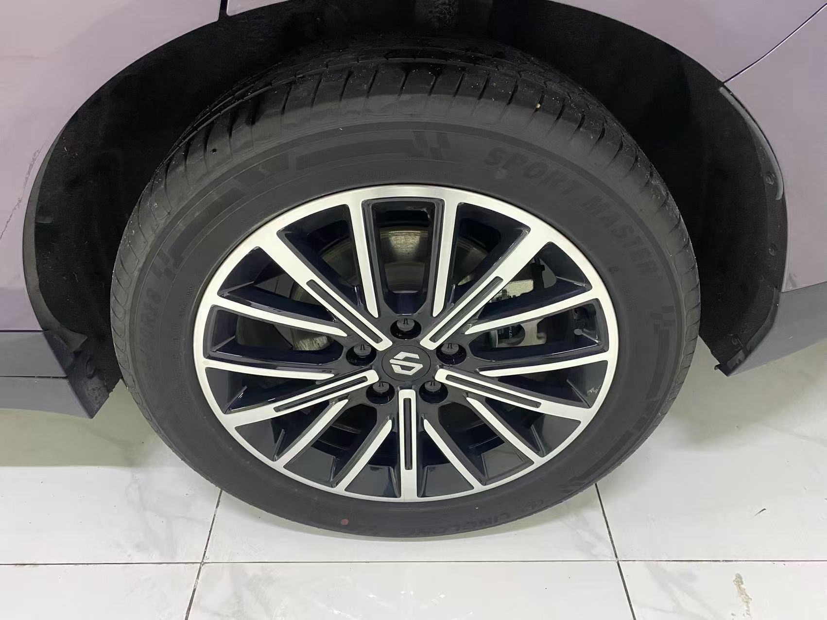 零跑汽车 零跑B10 2025 汽车图片 #19