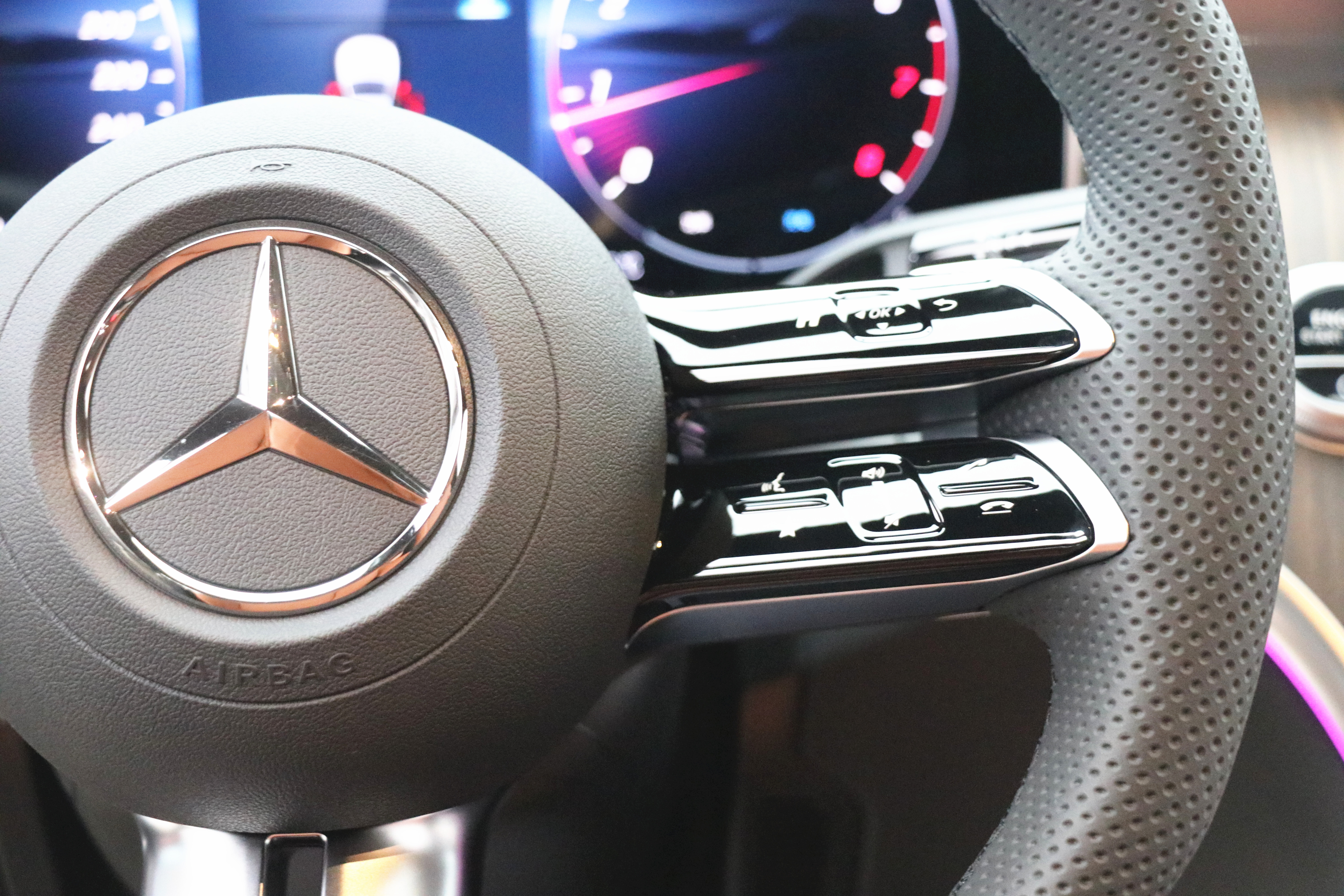 Mercedes-Benz GLC Class 2025 car image #19