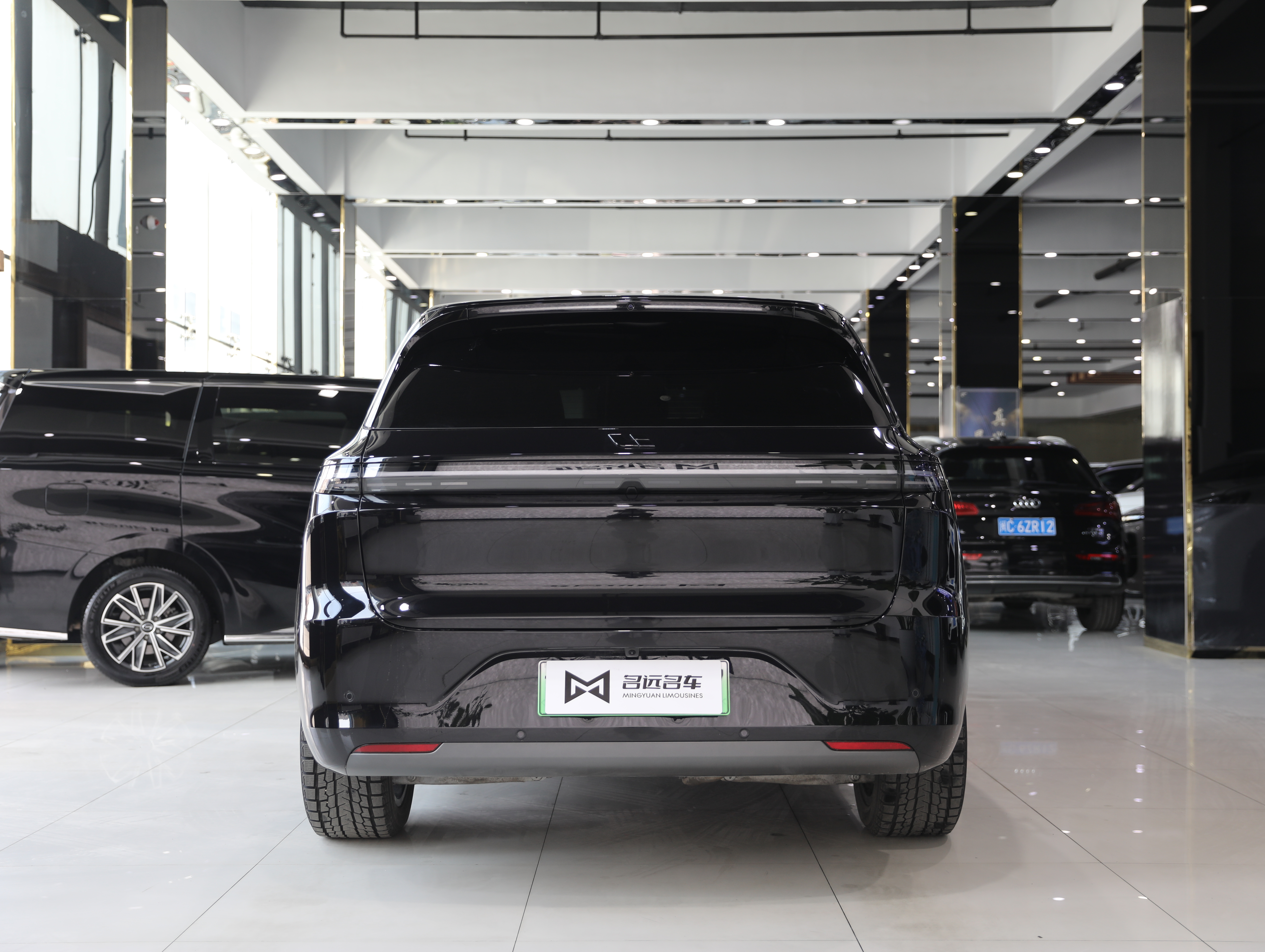 Li L6 2025 صورة سيارة #19