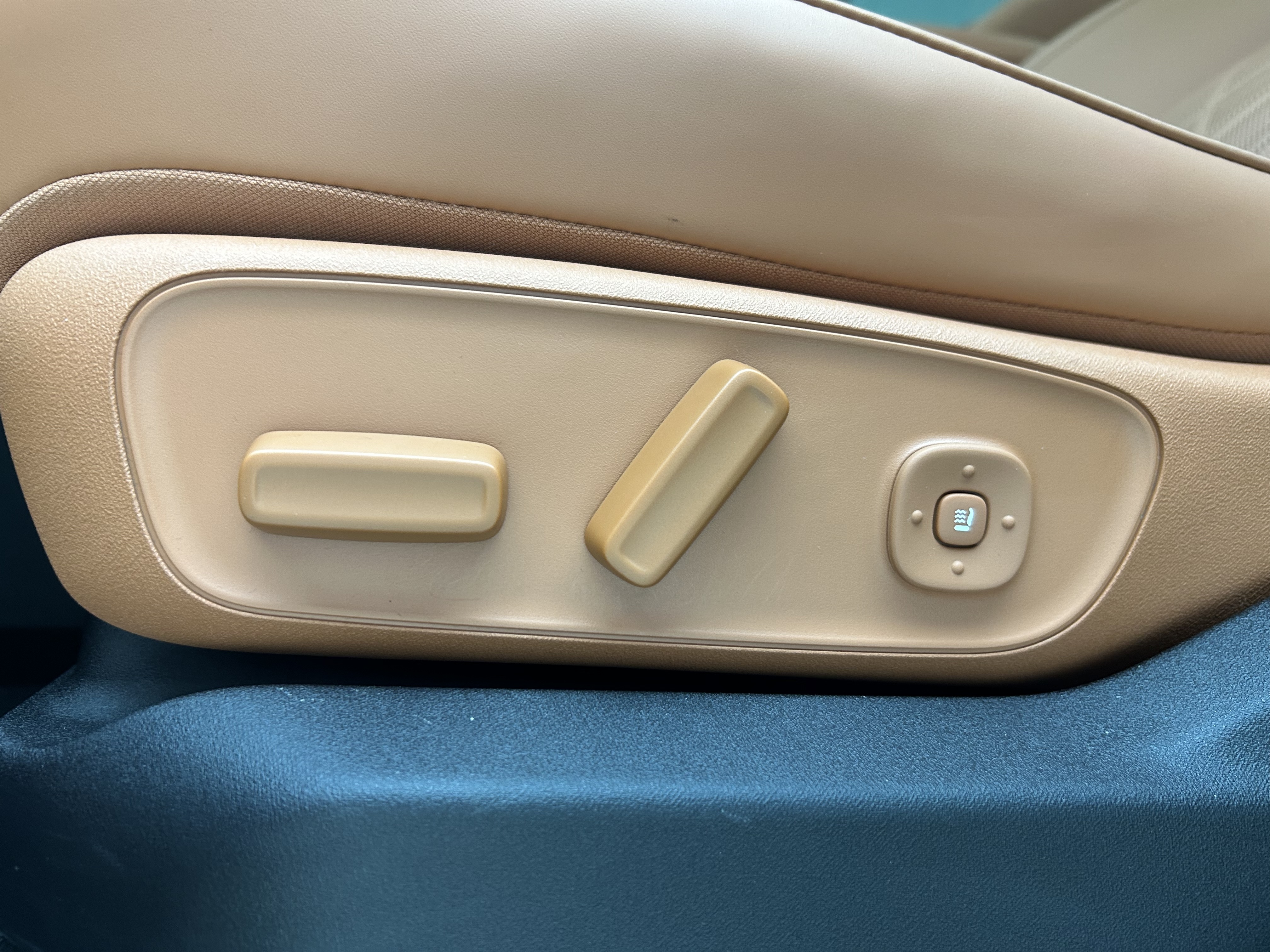 Leapmotor C16 2025 car image #19