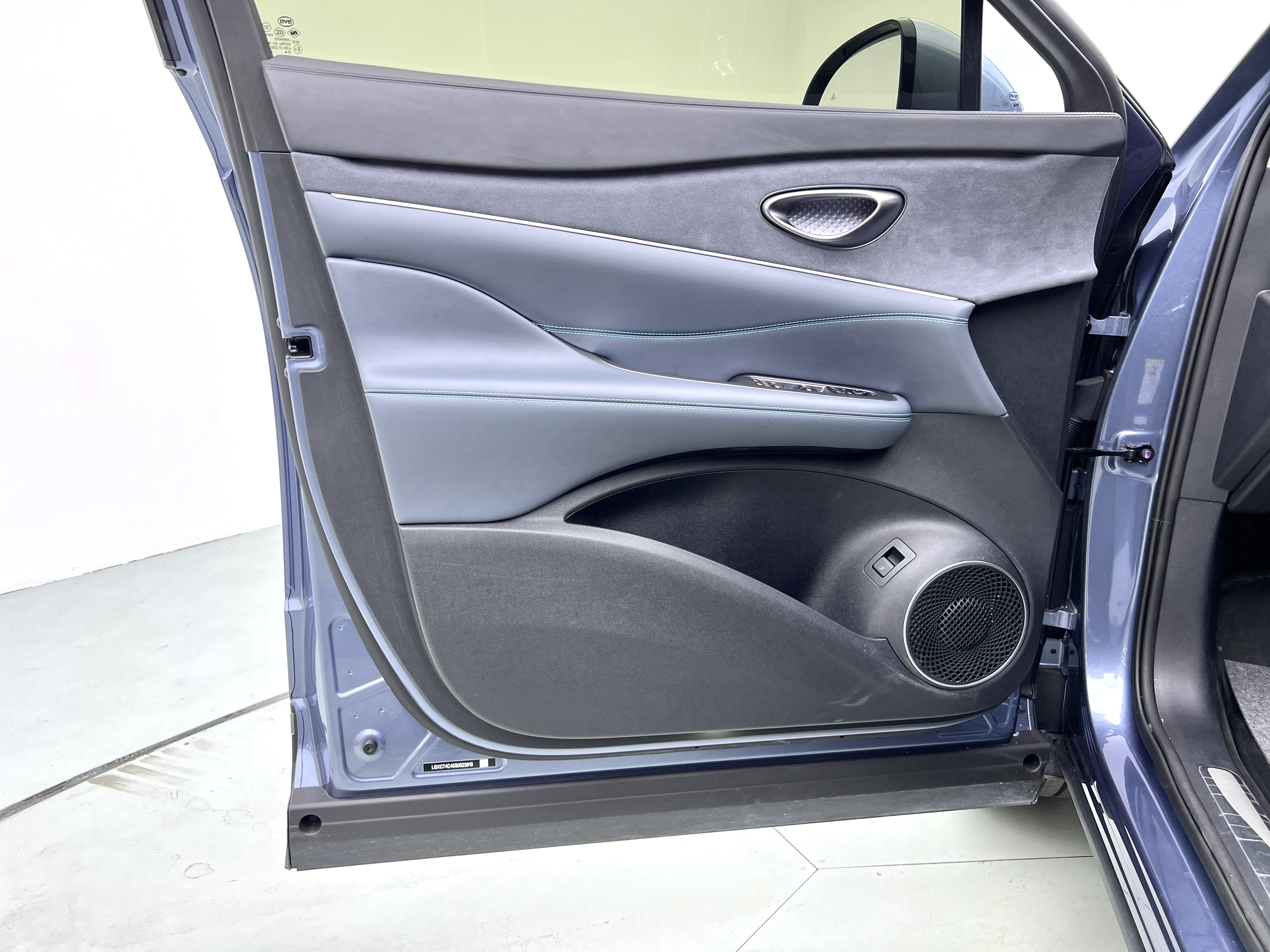 BYD Sea Lion 07 DM-i 2025 car image #19