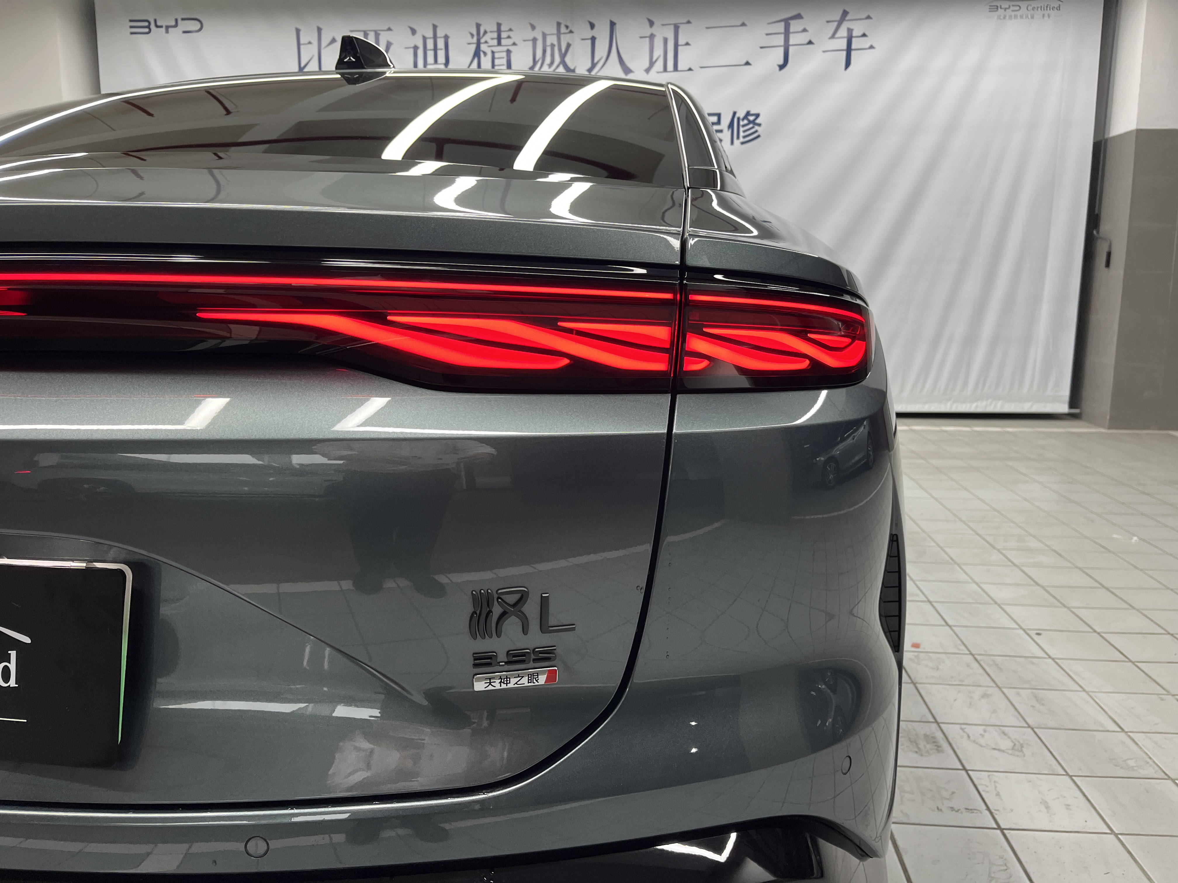 BYD HanL 2025 car image #19