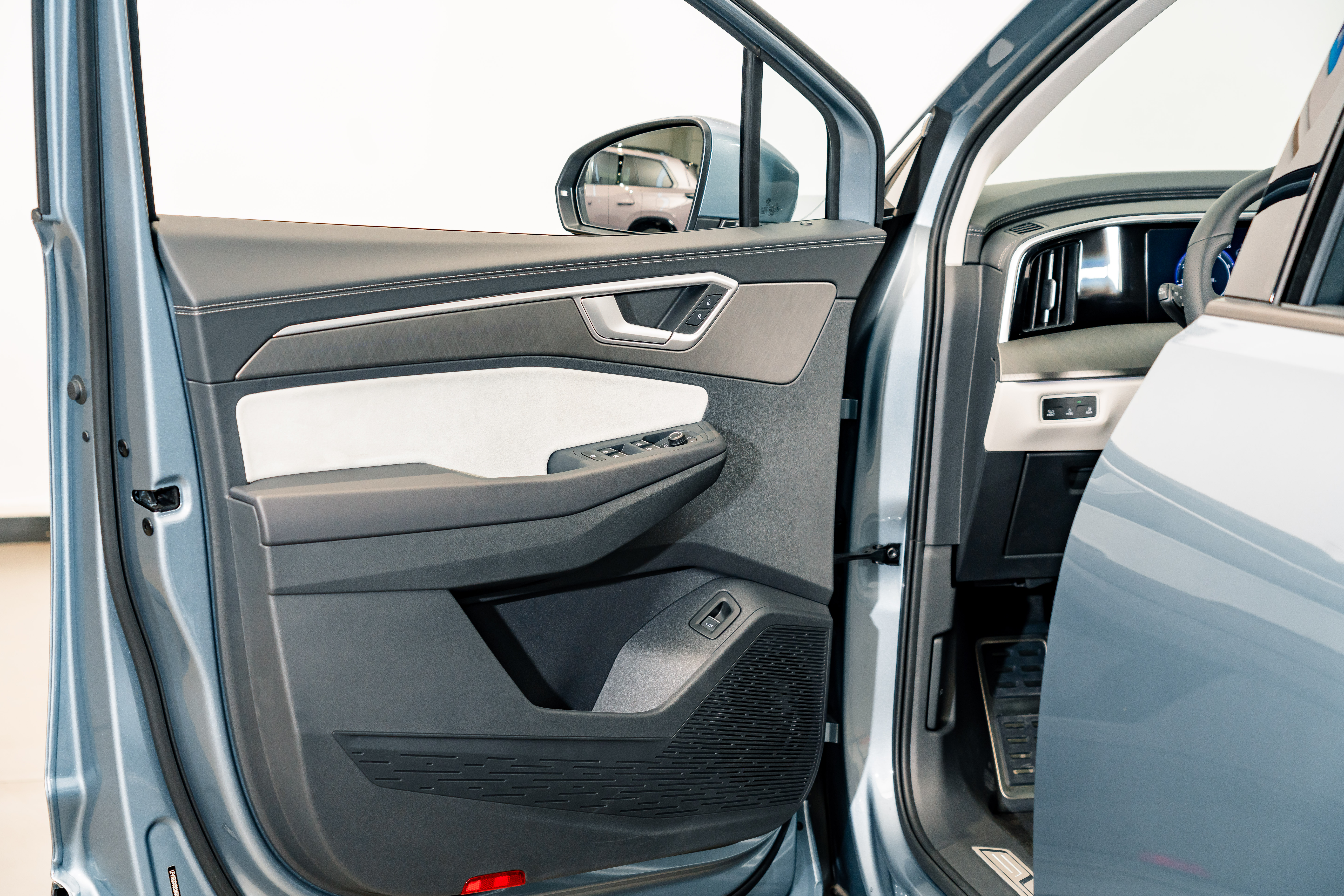 Volkswagen Talagon 2025 #19 Volkswagen Talagon 2025 car image #19