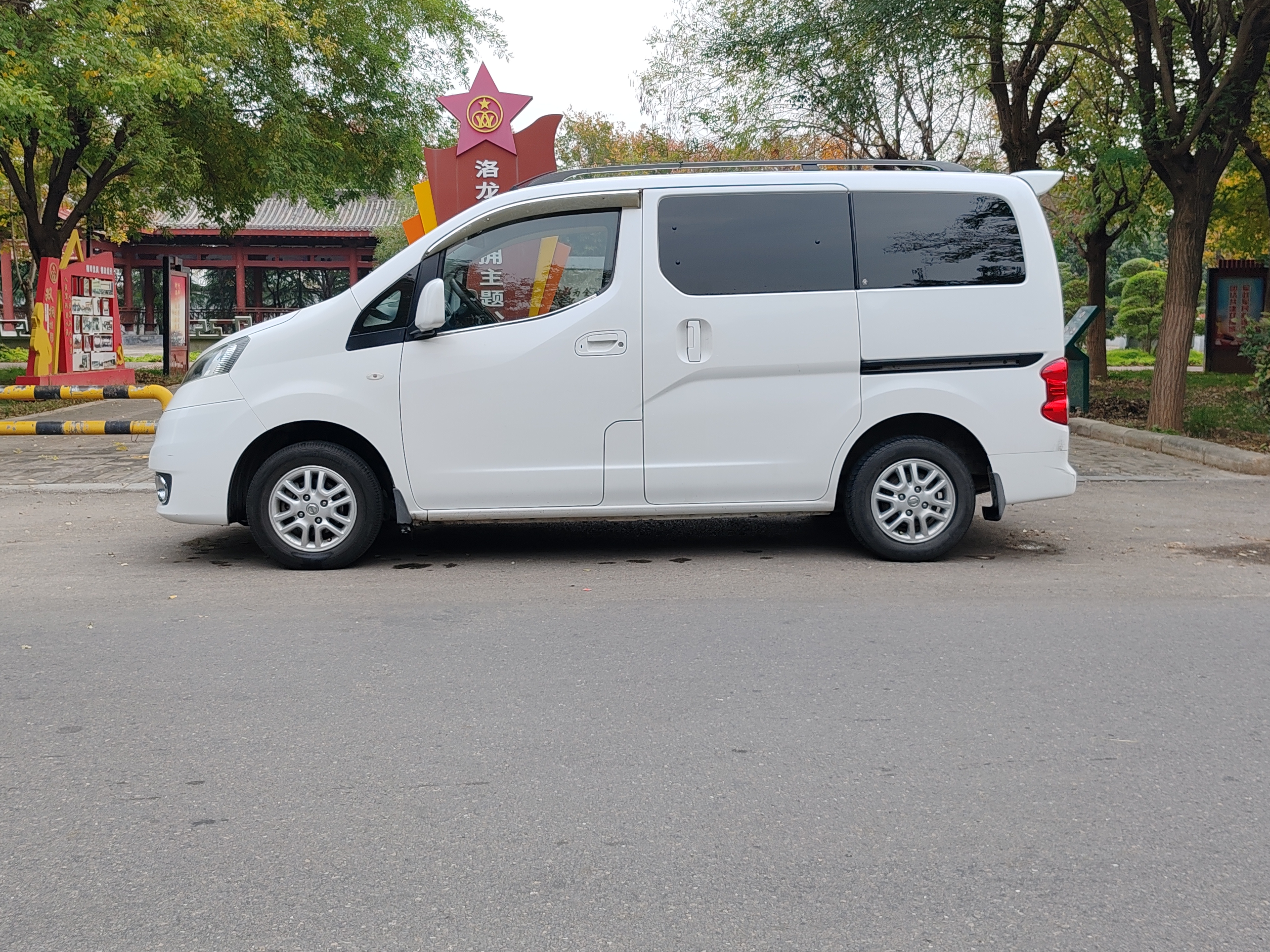 日产 日产NV200 2013 汽车图片 #19