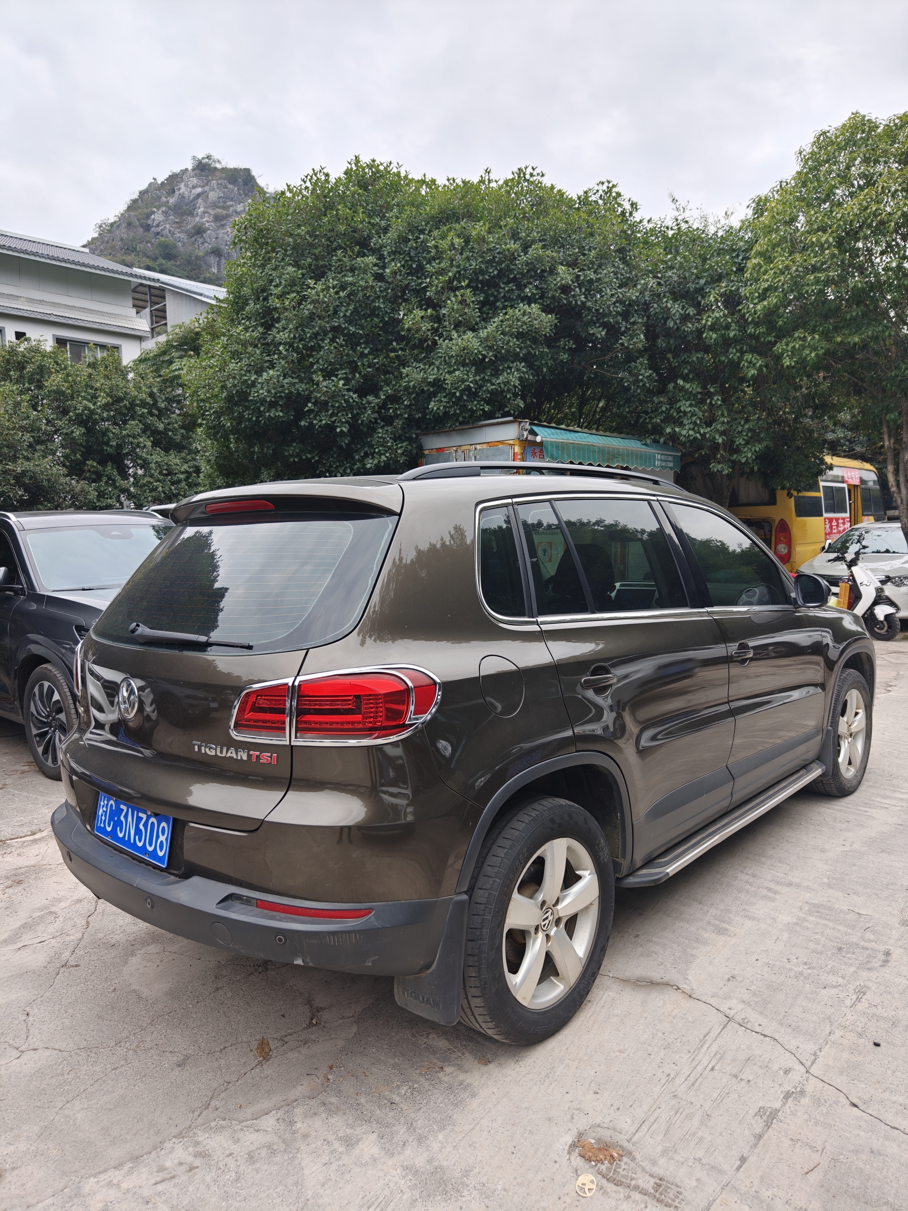 Volkswagen Tiguan 2014 car image #19