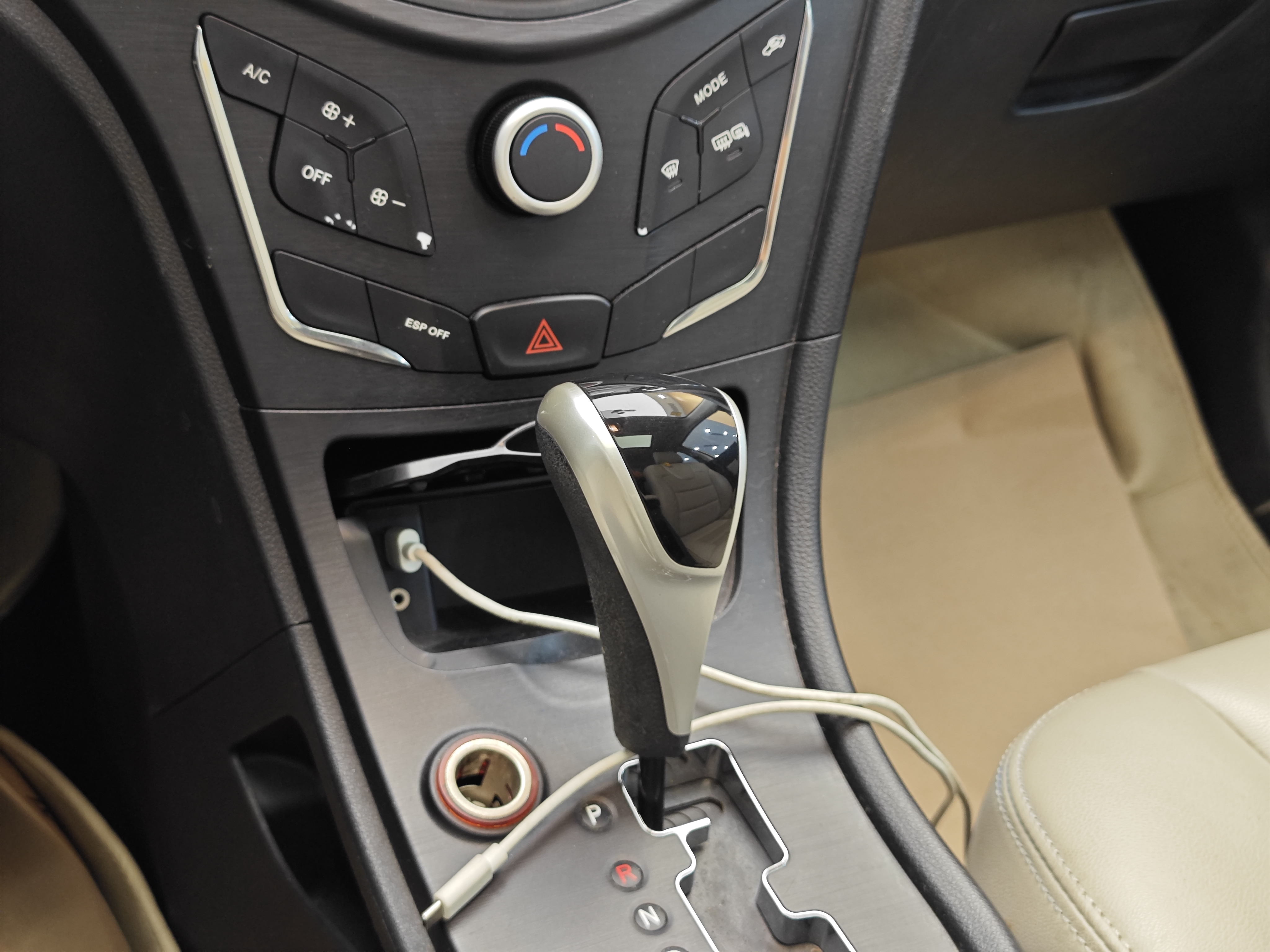 GAC Trumpchi GA3 2015 #19 GAC Trumpchi GA3 2015 car image #19