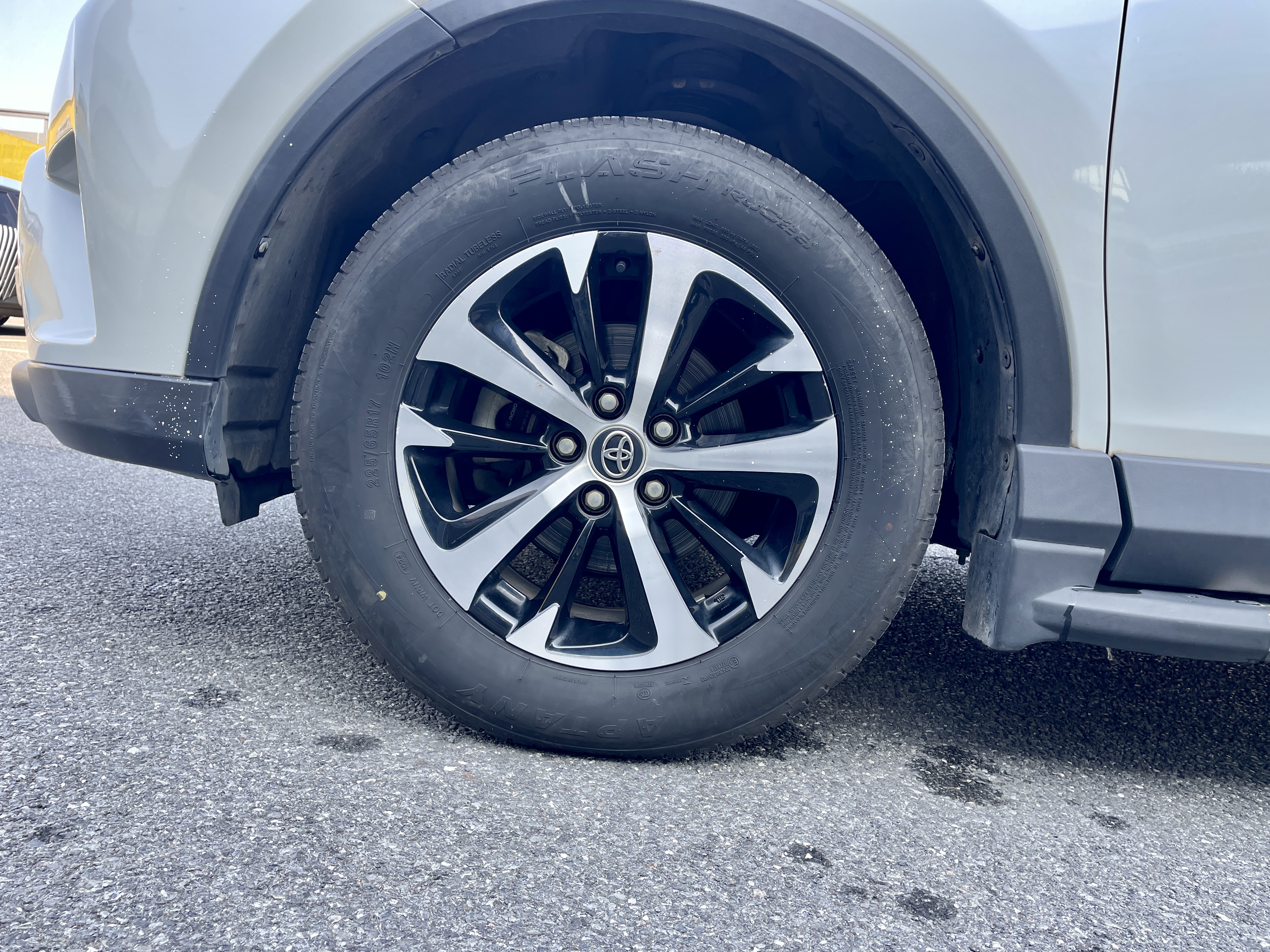 Toyota RAV4 2018 #19 Toyota RAV4 2018 car image #19
