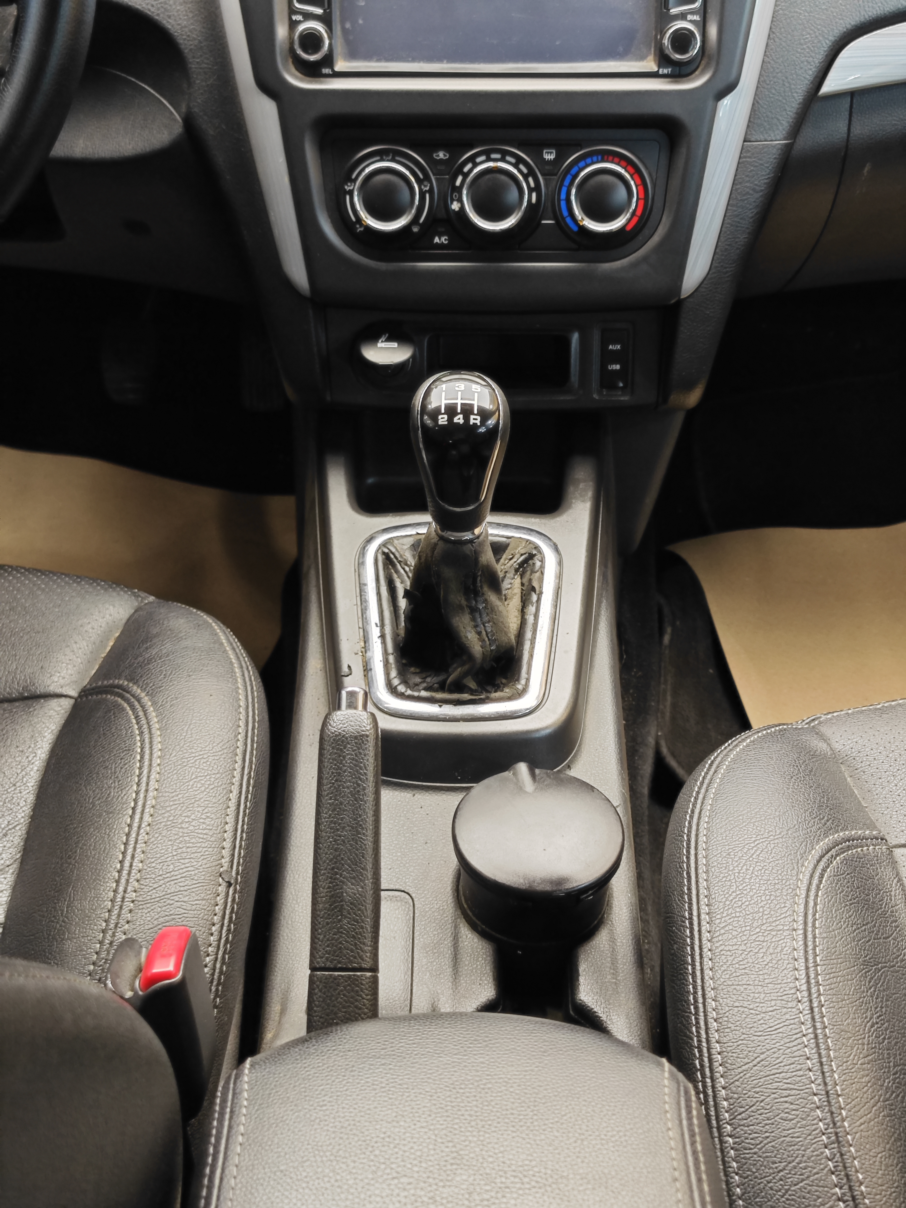 Forthing JOYEAR S50 2015 #19 Forthing JOYEAR S50 2015 immagine di auto #19