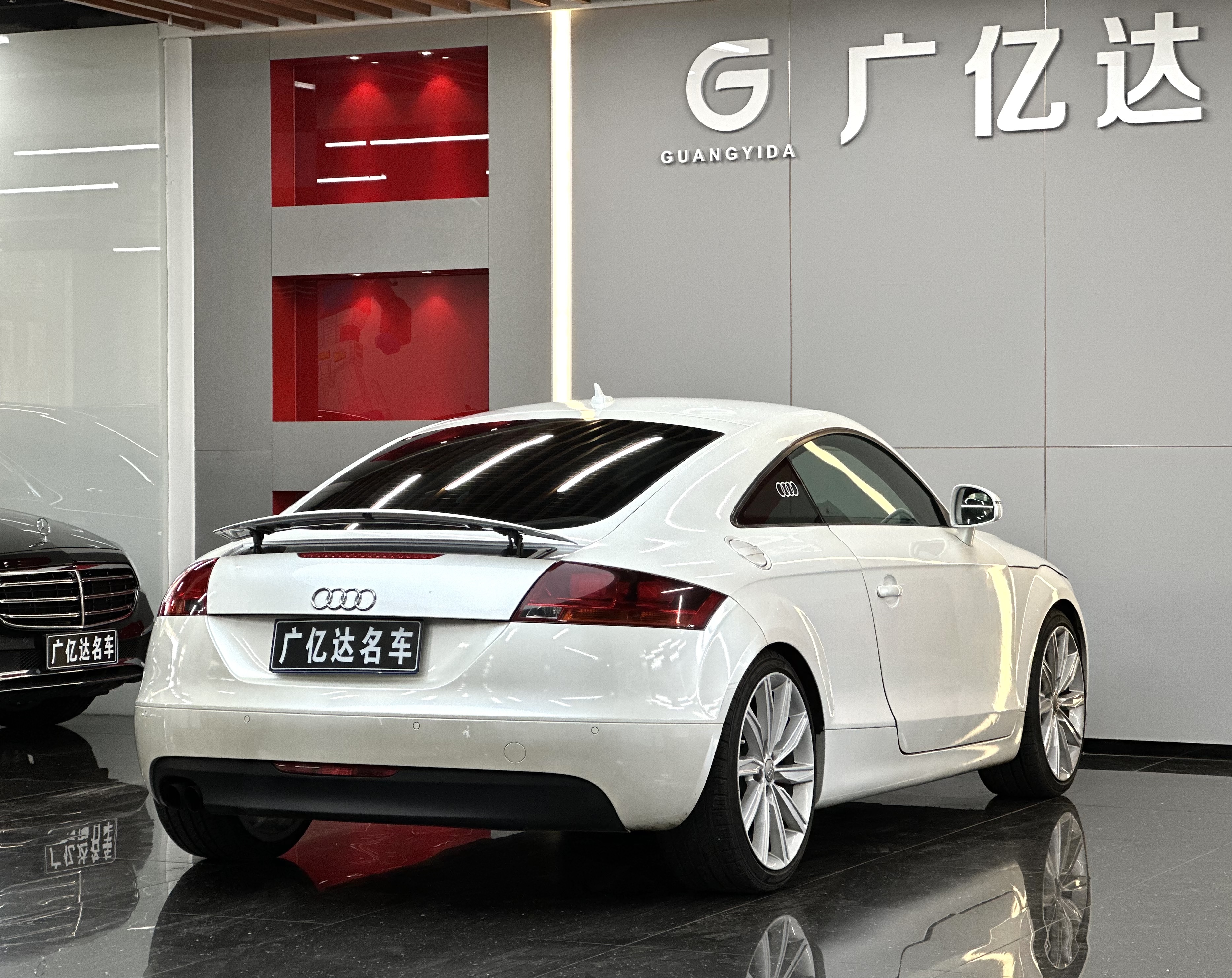 Audi TT 2009 image de voiture #19