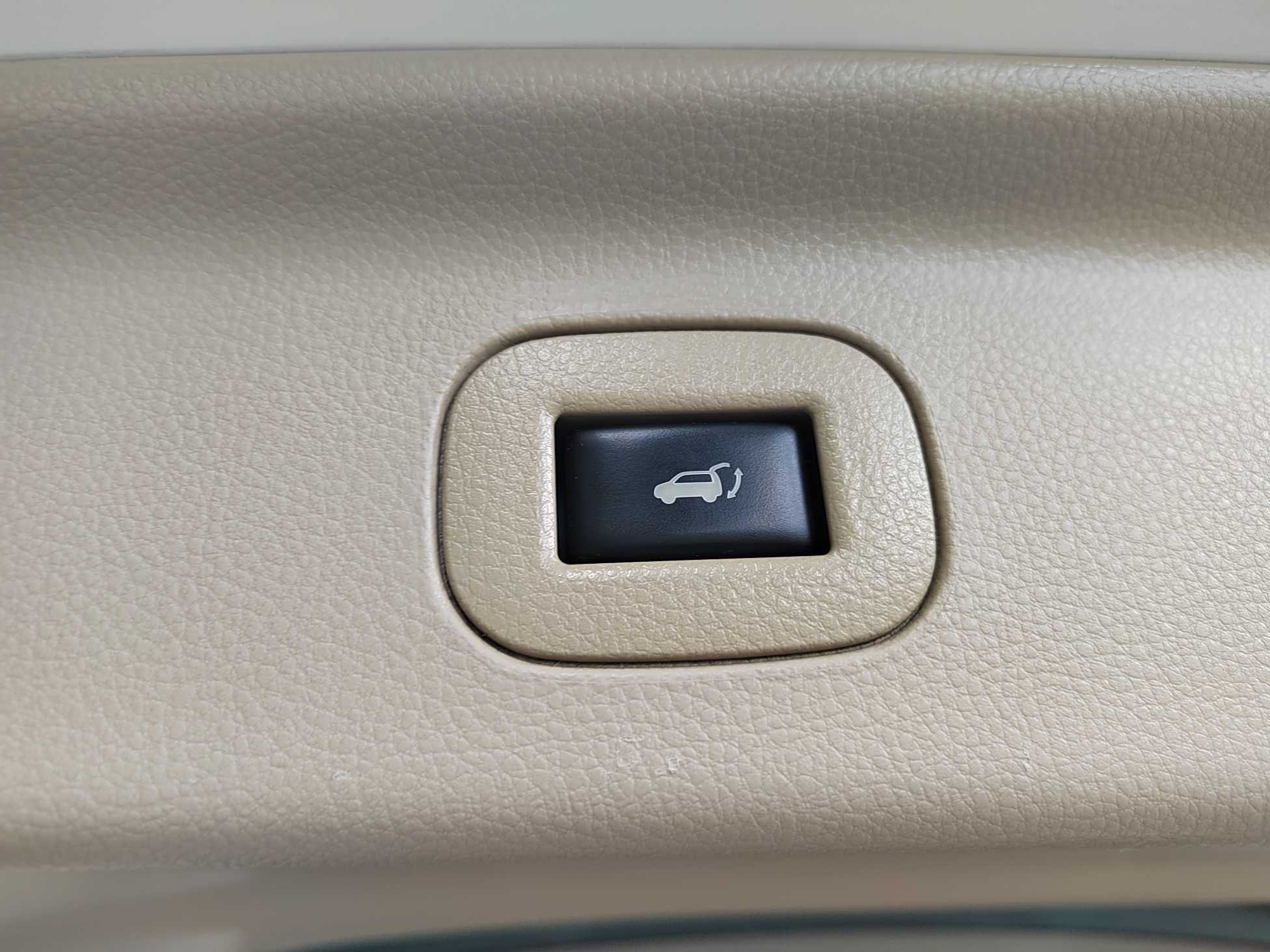 Nissan Quest 2017 imagen de coche #19