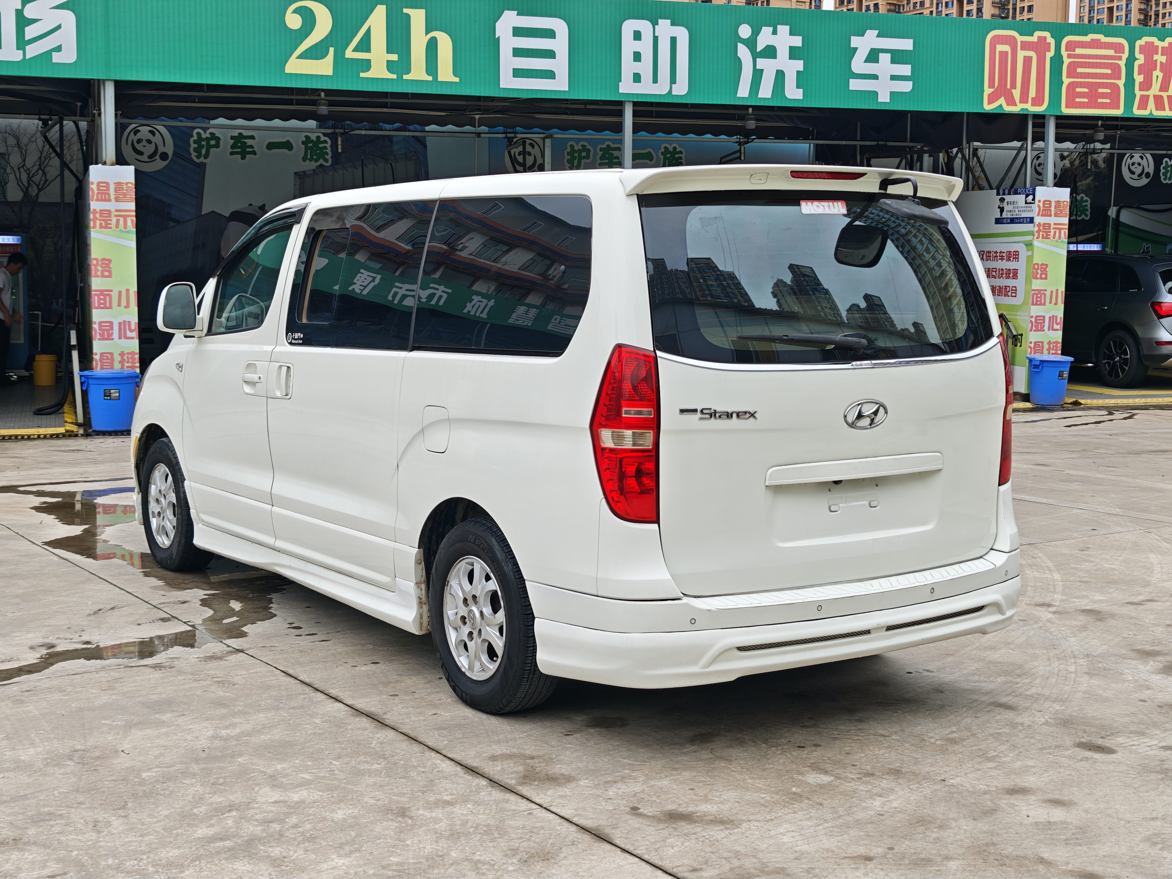 Hyundai H-1 2011 #19 Hyundai H-1 2011 car image #19