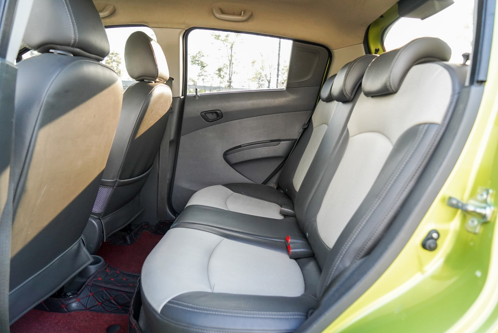 Chevrolet Spark 2011 car image #19