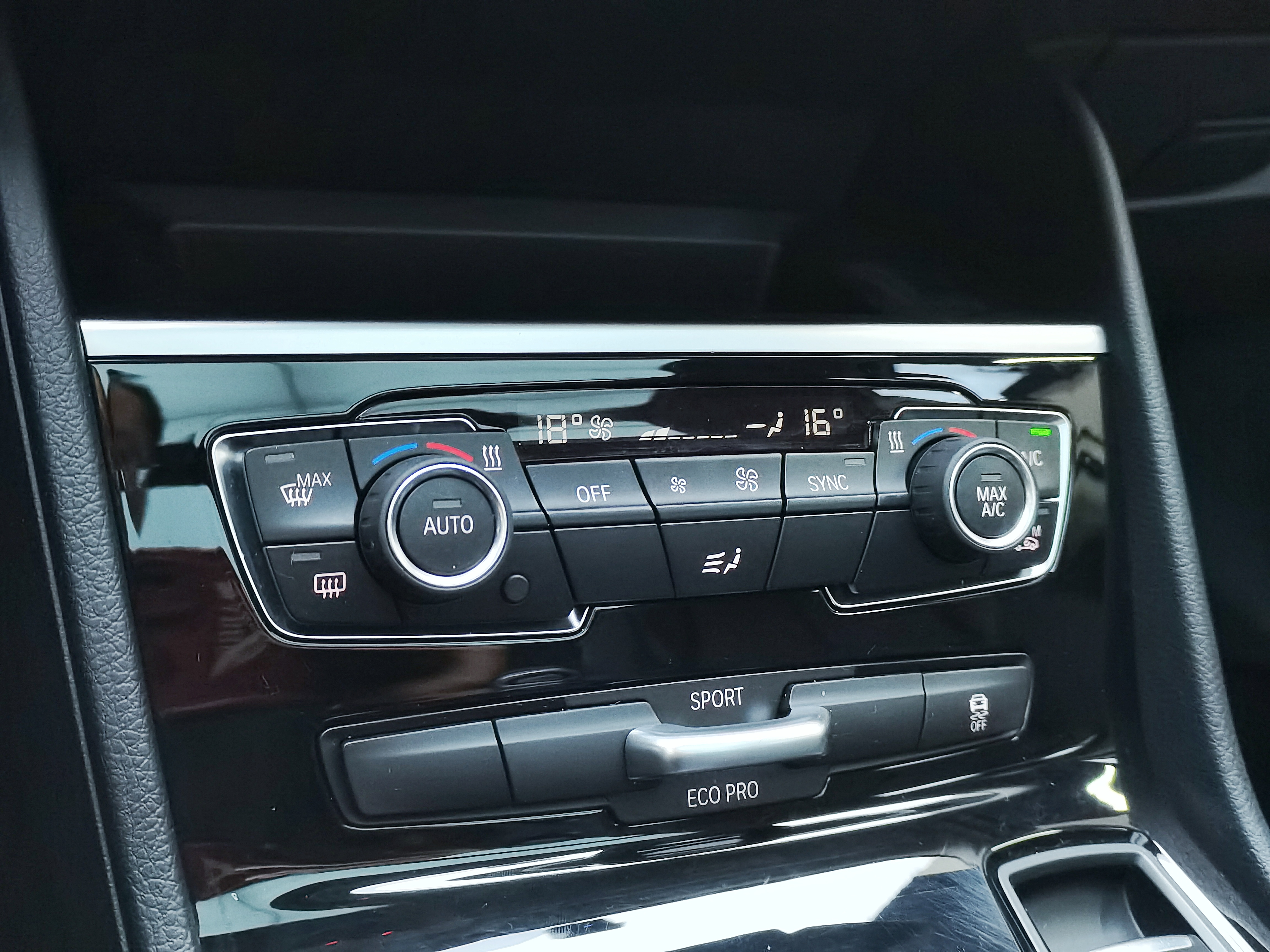 BMW 2 Series Gran Tourer 2018 صورة سيارة #19