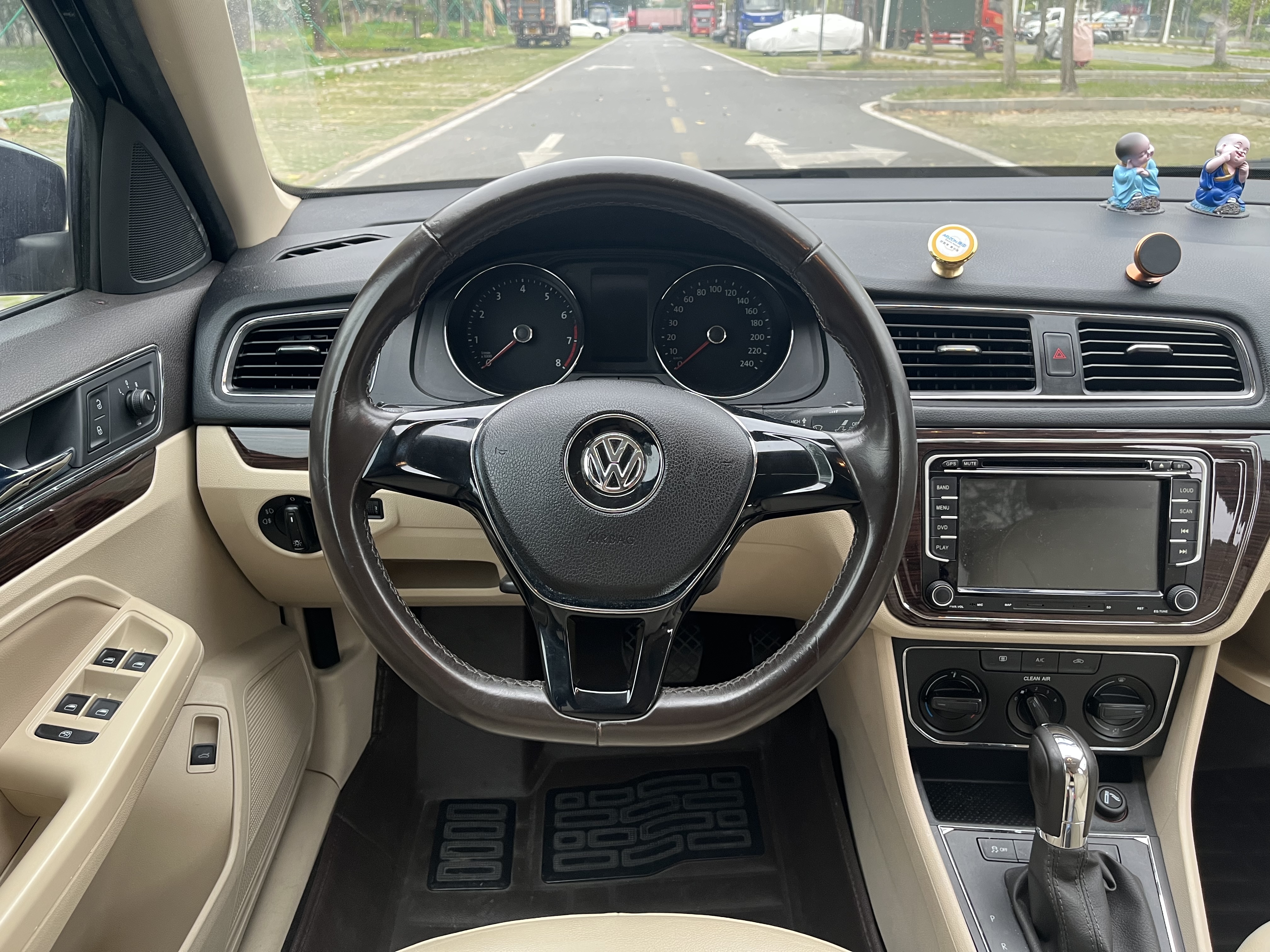Volkswagen Lavida 2016 #19 Volkswagen Lavida 2016 car image #19
