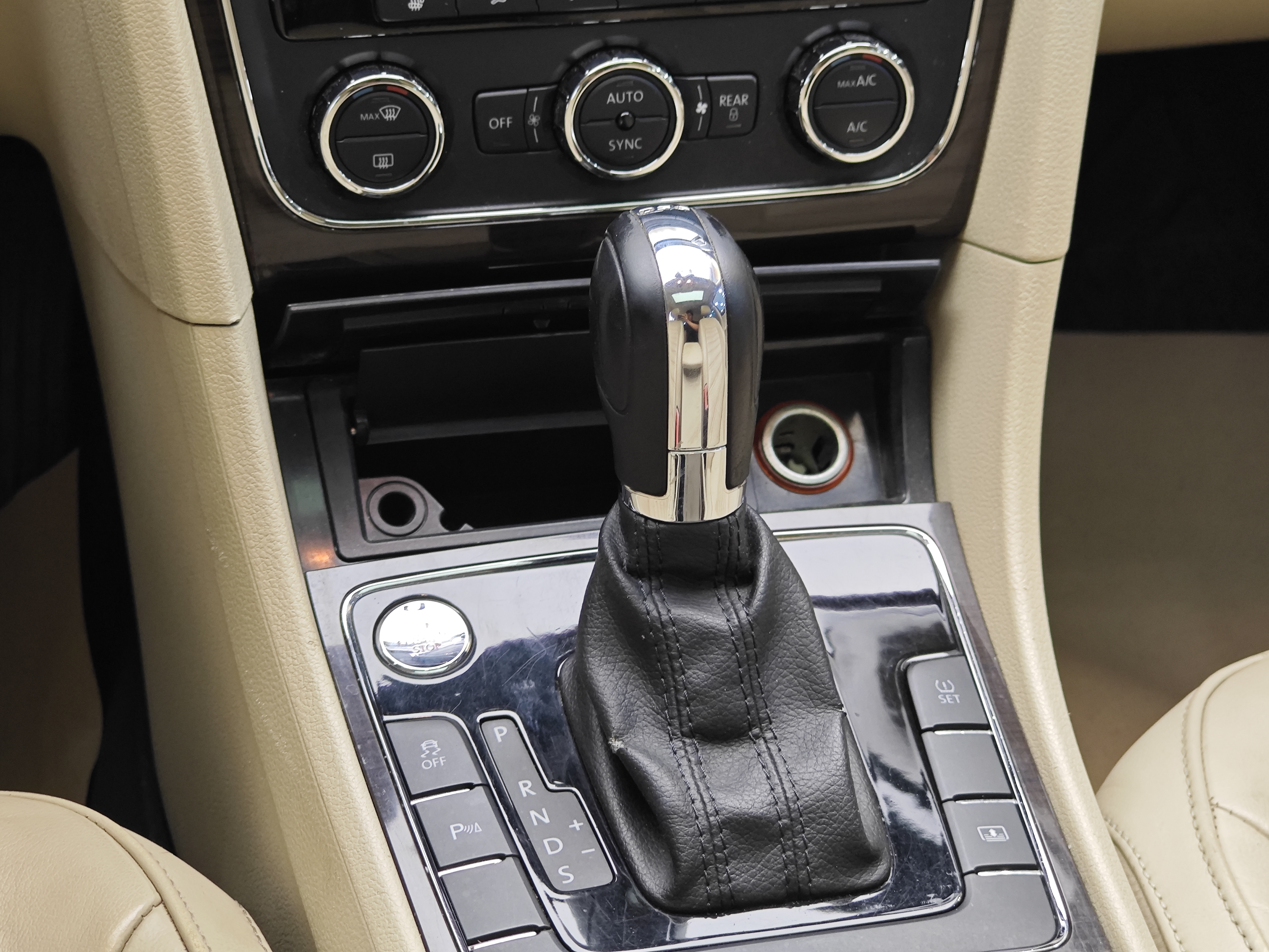 Volkswagen Passat 2016 صورة سيارة #19