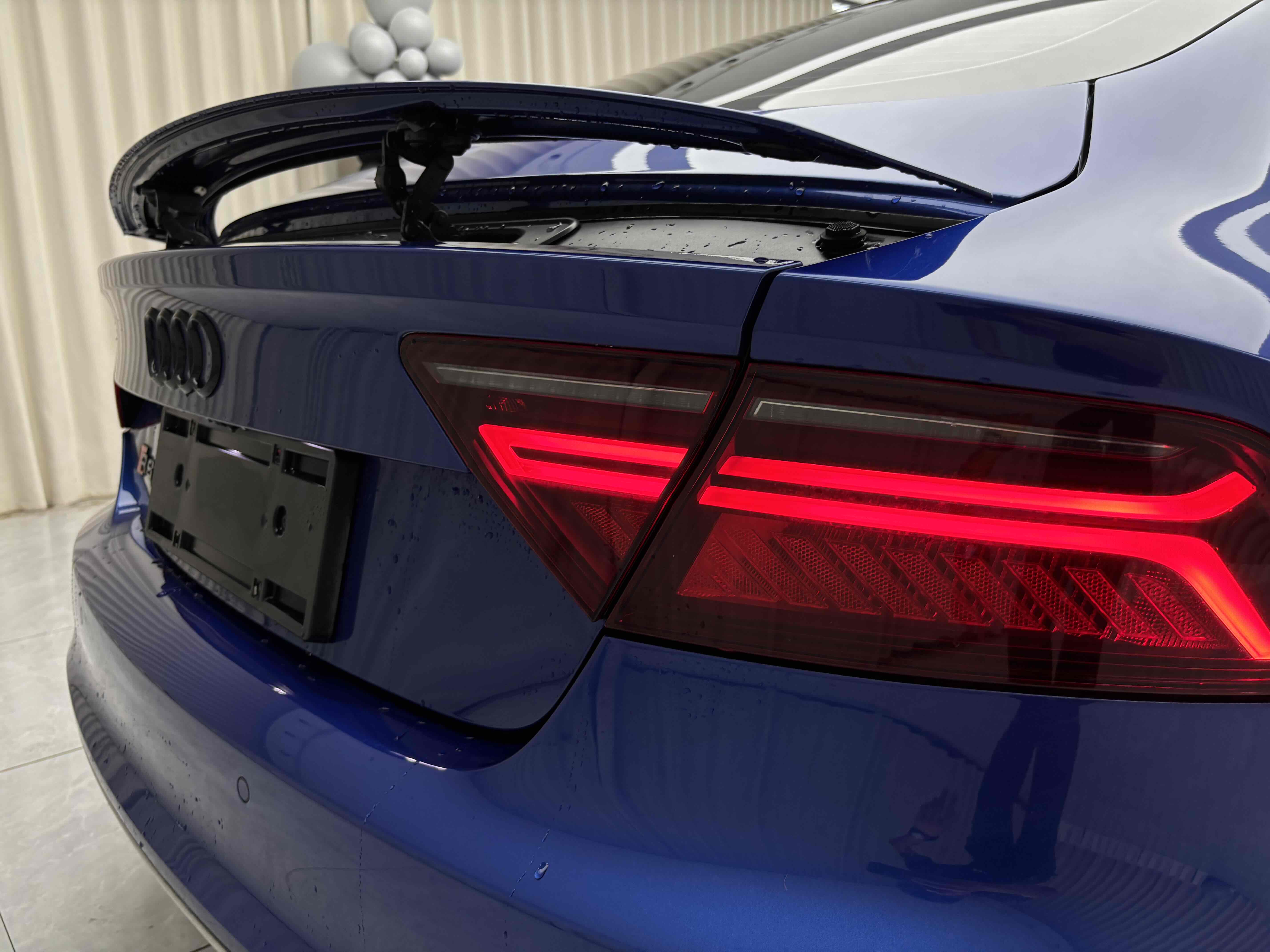 Audi RS 7 2017 car image #19